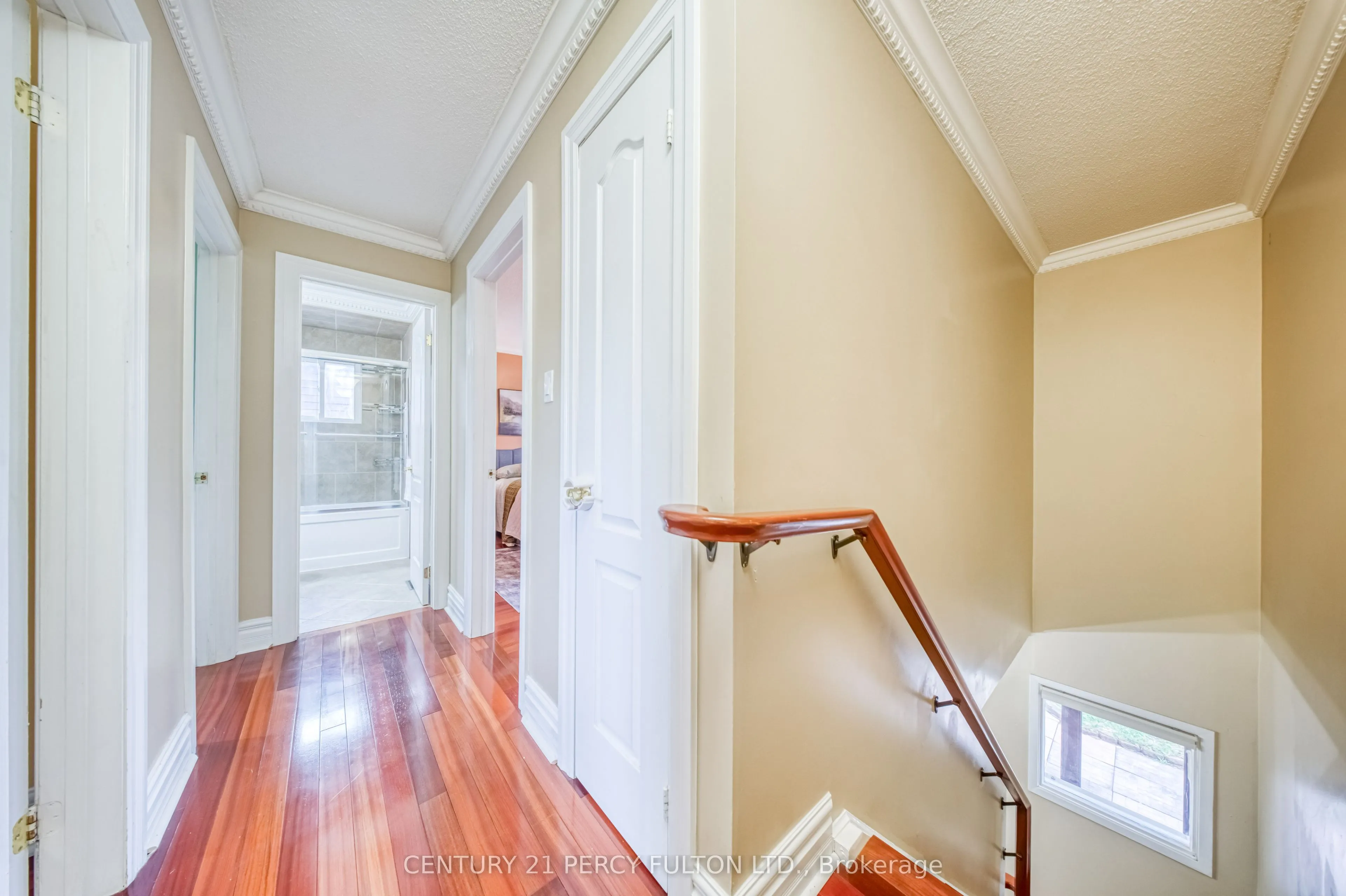 109 Swinton Crescent
