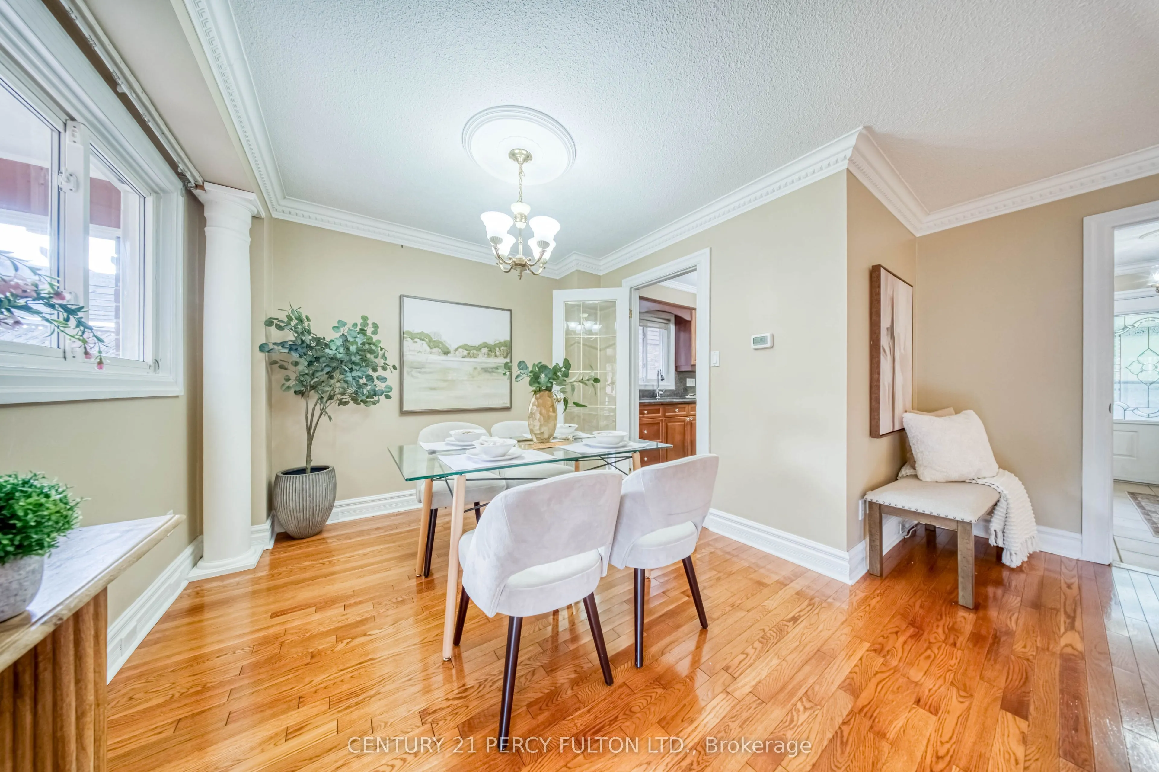 109 Swinton Crescent