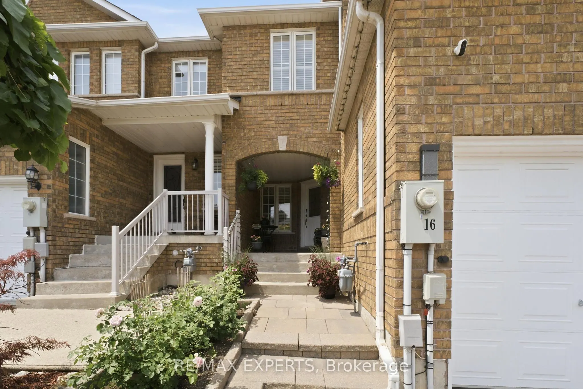 16 Piazza Crescent