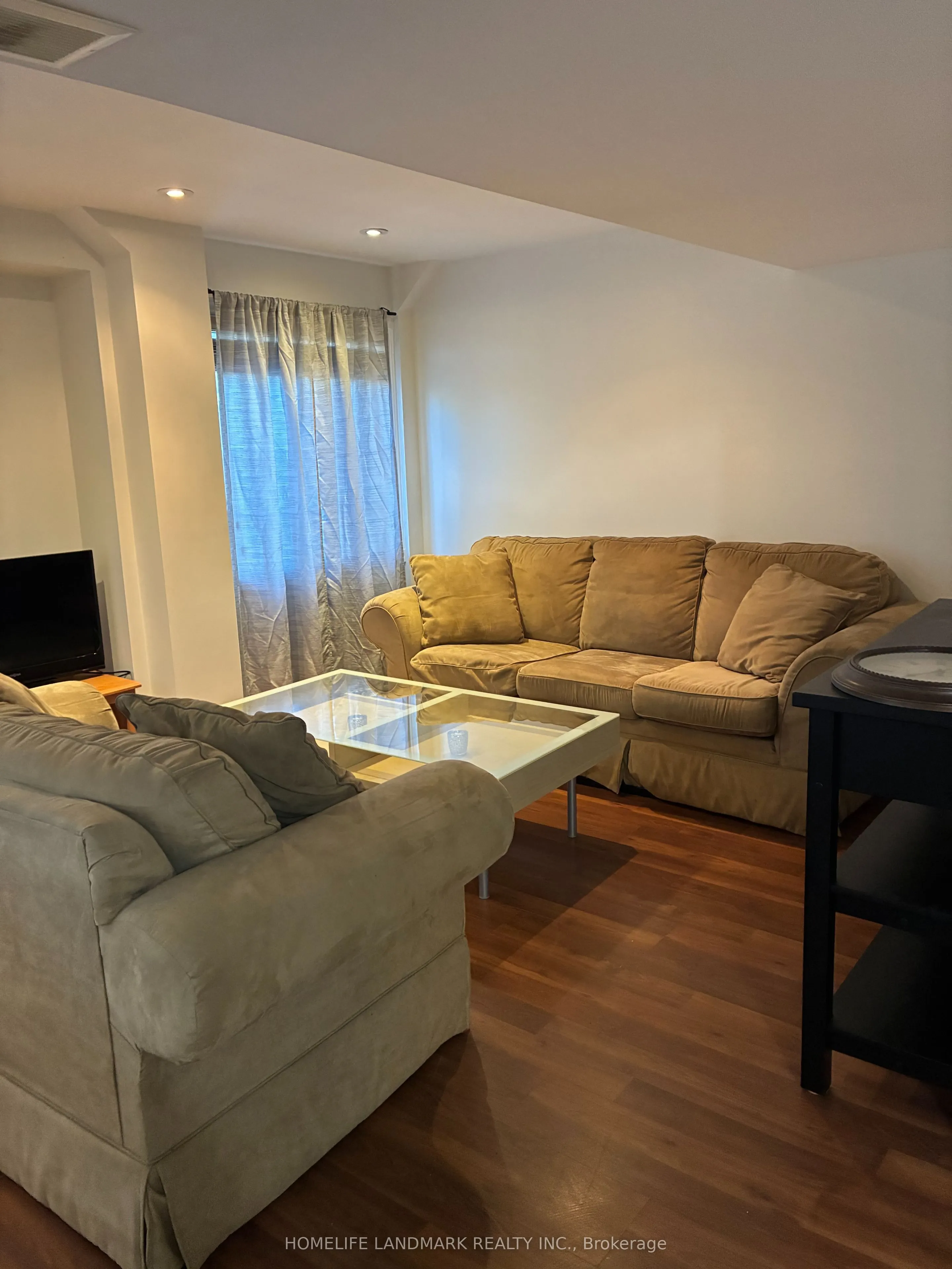 42 Thomas Legge Crescent #Basement(Fully Furnished)