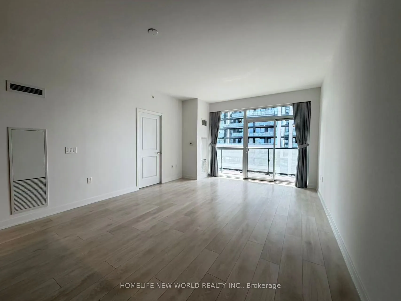 75 Oneida Crescent #1210