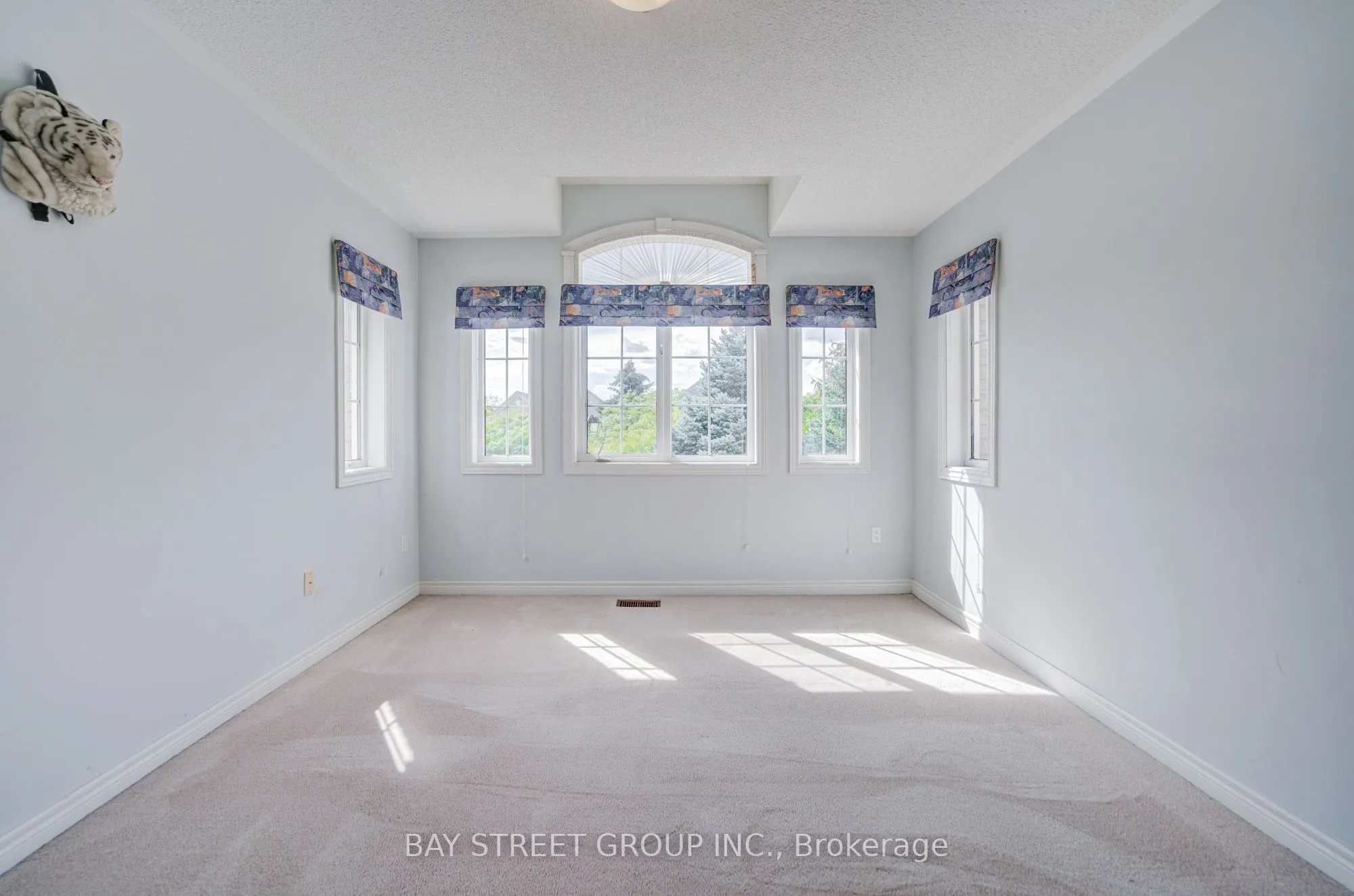 13 Pembrooke Road