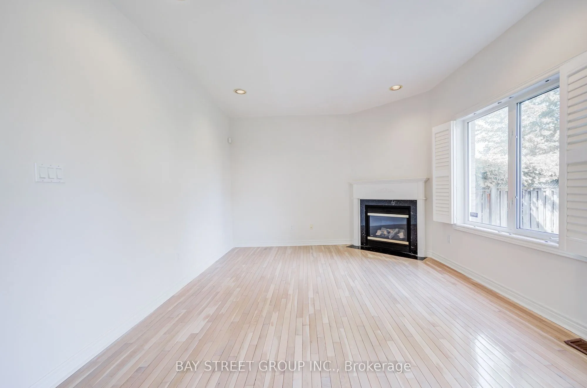 13 Pembrooke Road