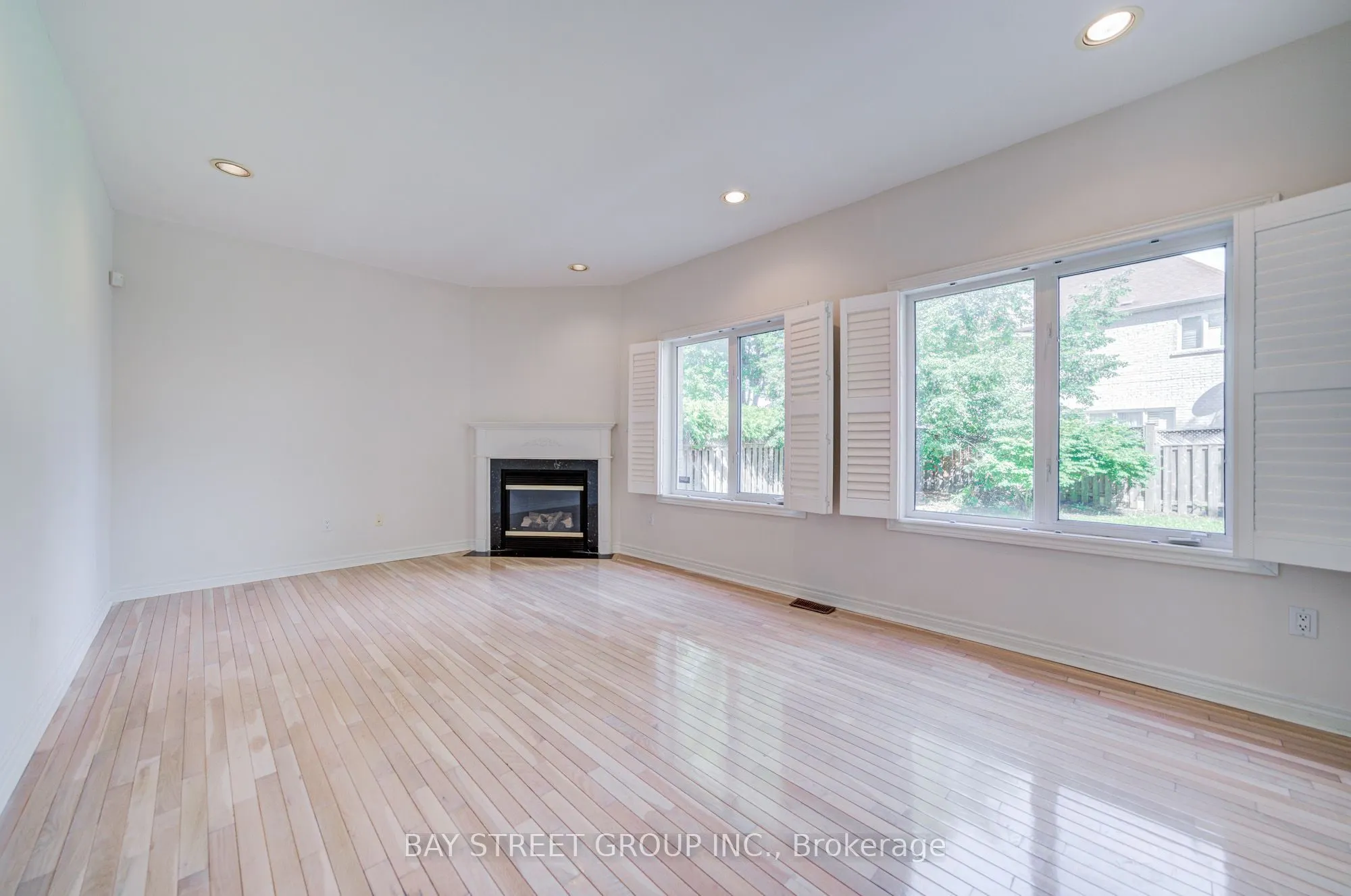 13 Pembrooke Road