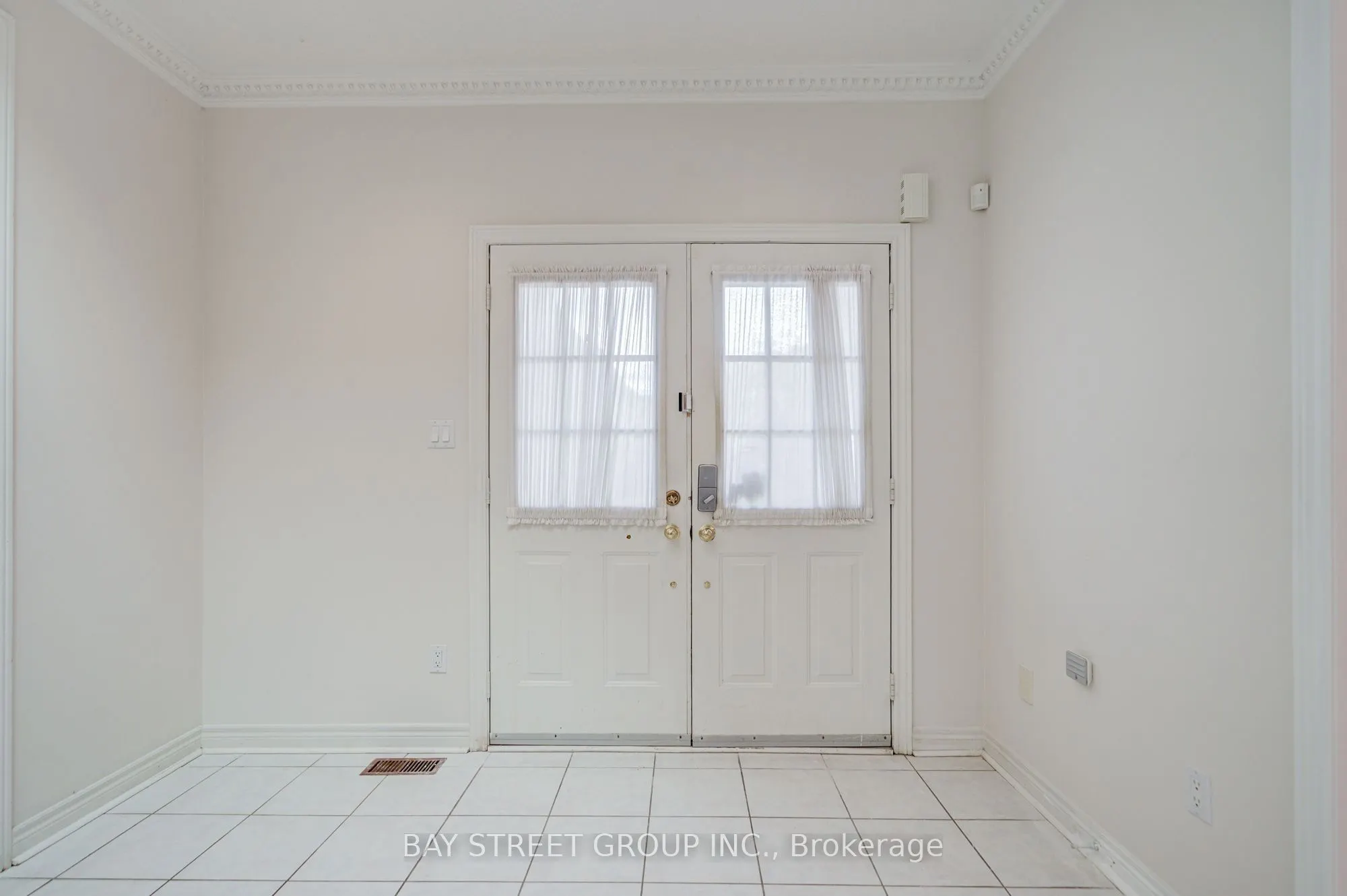 13 Pembrooke Road