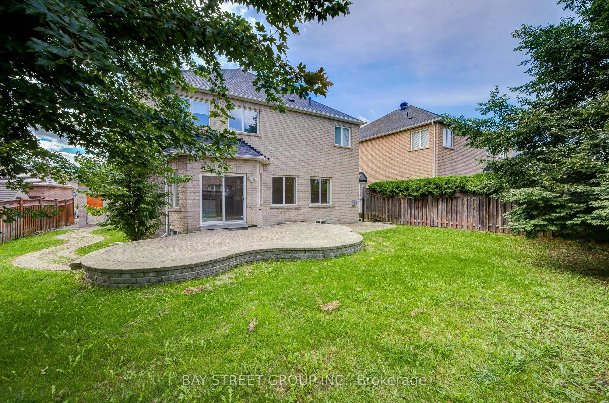 13 Pembrooke Road