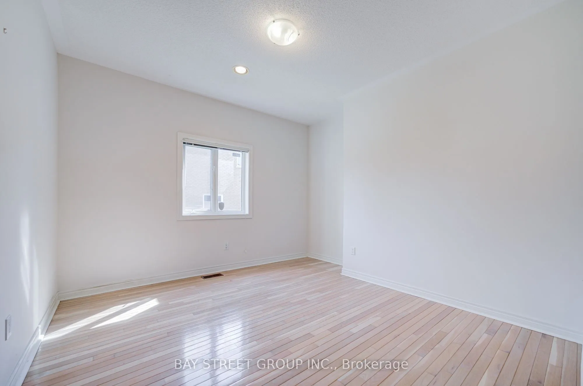 13 Pembrooke Road