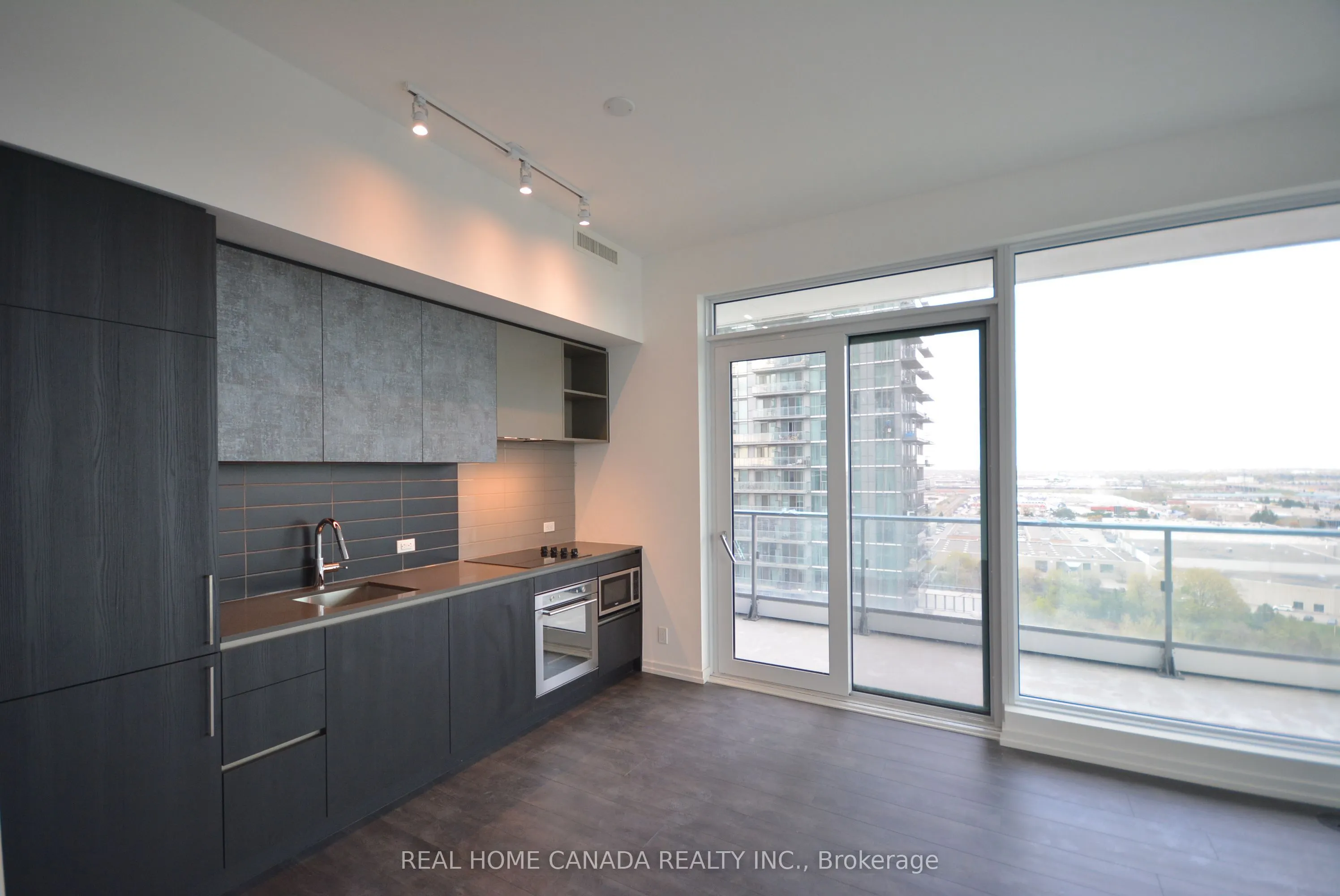 7890 Jane Street #1712