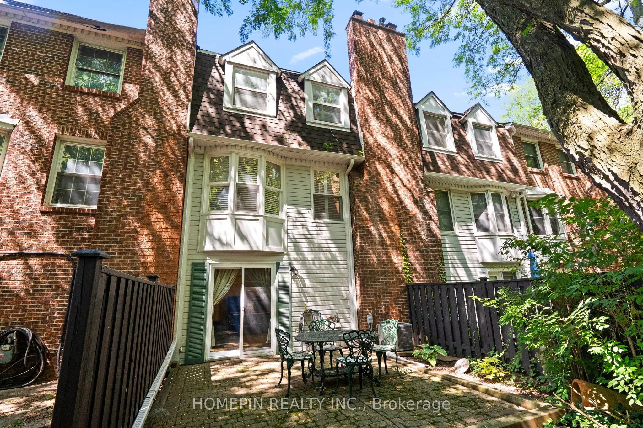 84 Confederation Way #36
