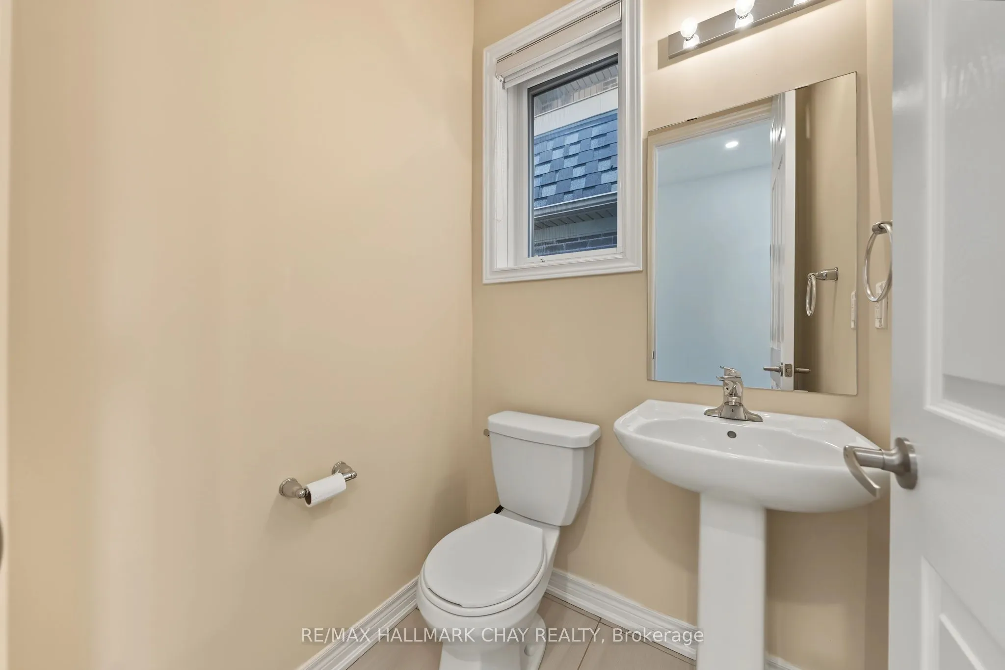 20 Atkinson Crescent