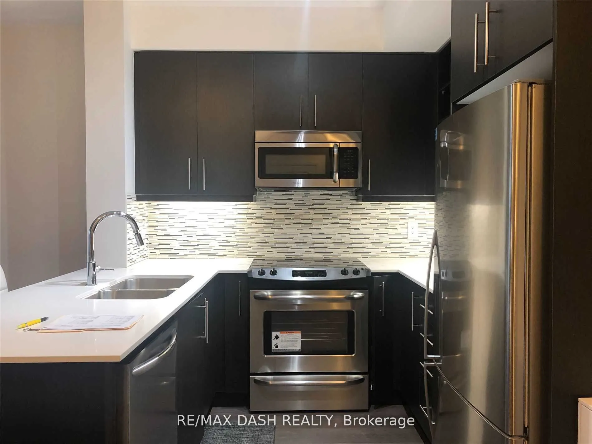 55 Oneida Crescent #711