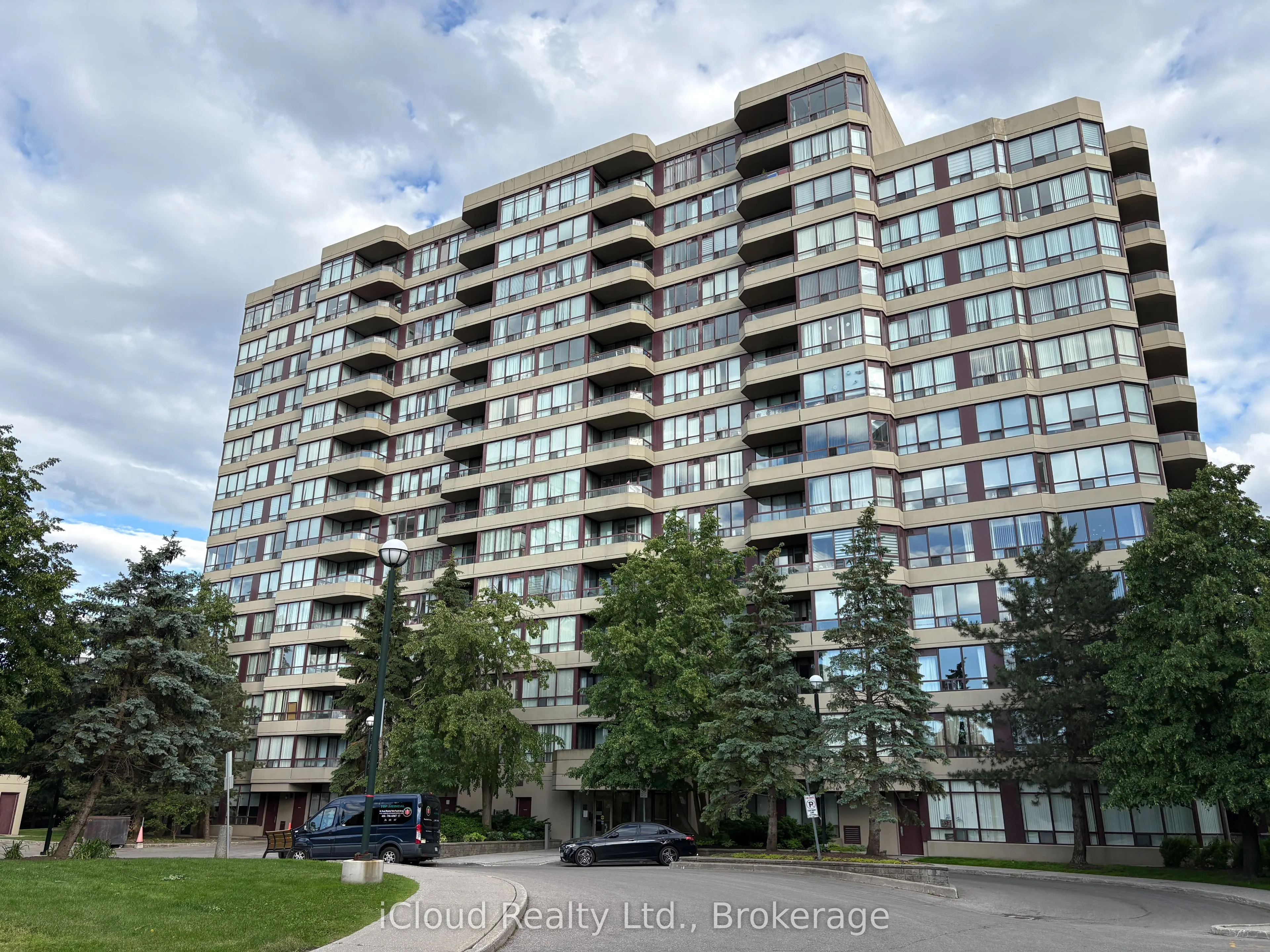 91 Townsgate Drive #710