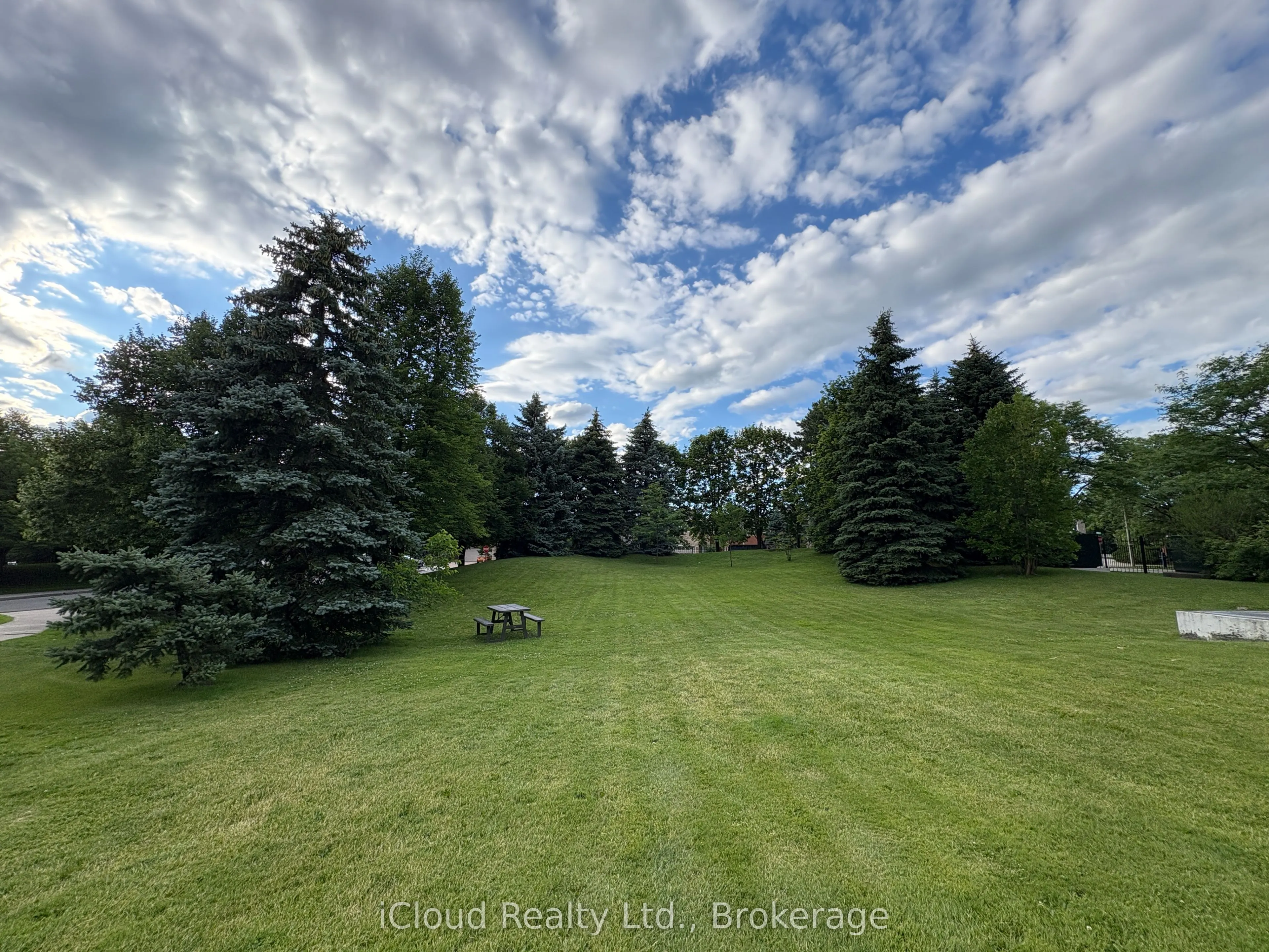 91 Townsgate Drive #710