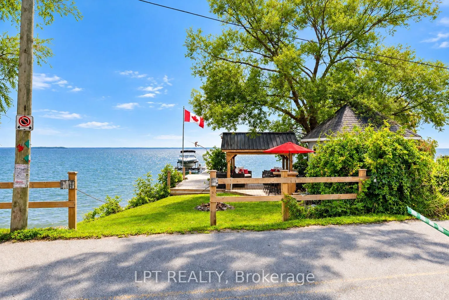 427 Lake Drive E