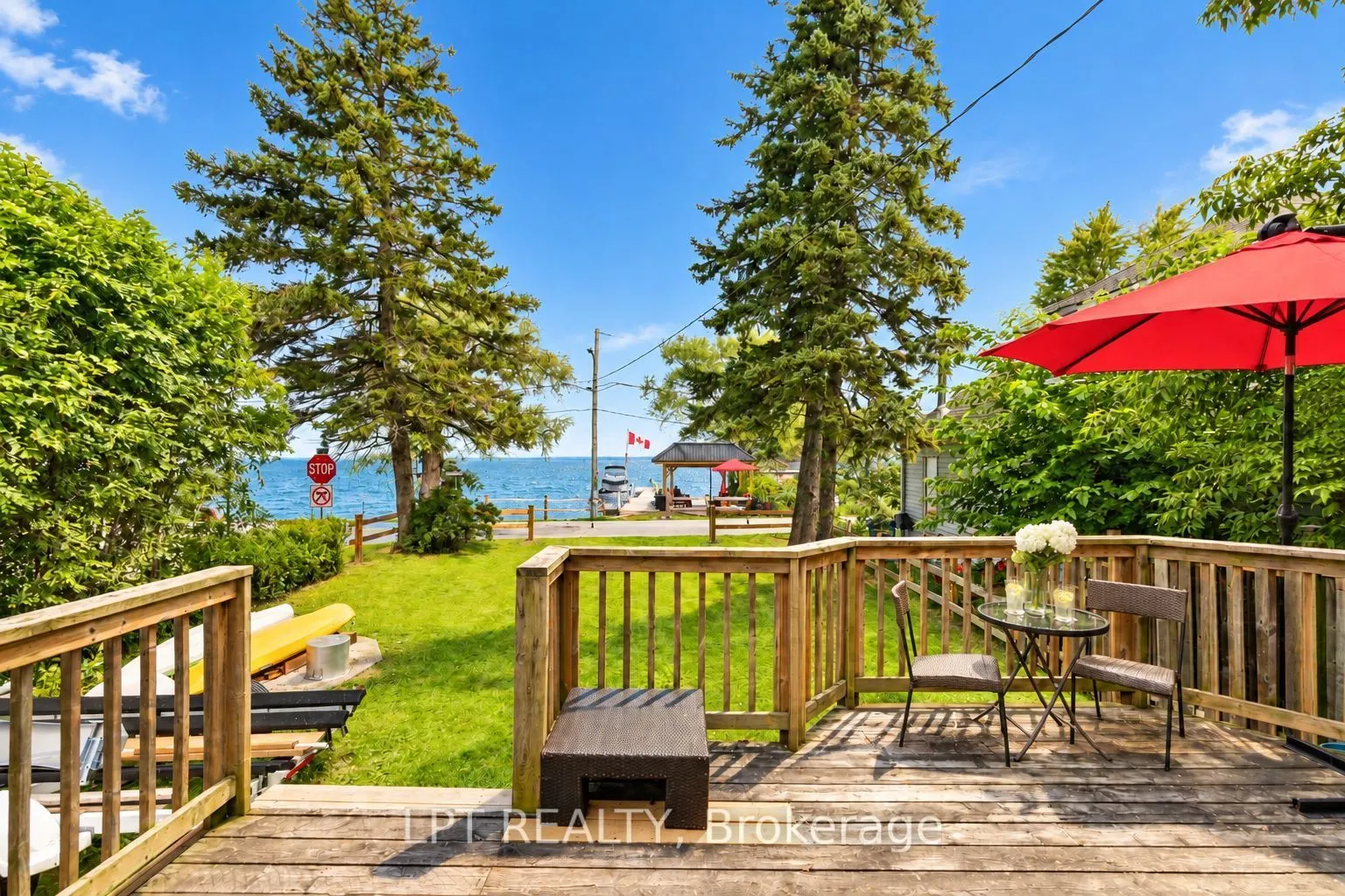 427 Lake Drive E