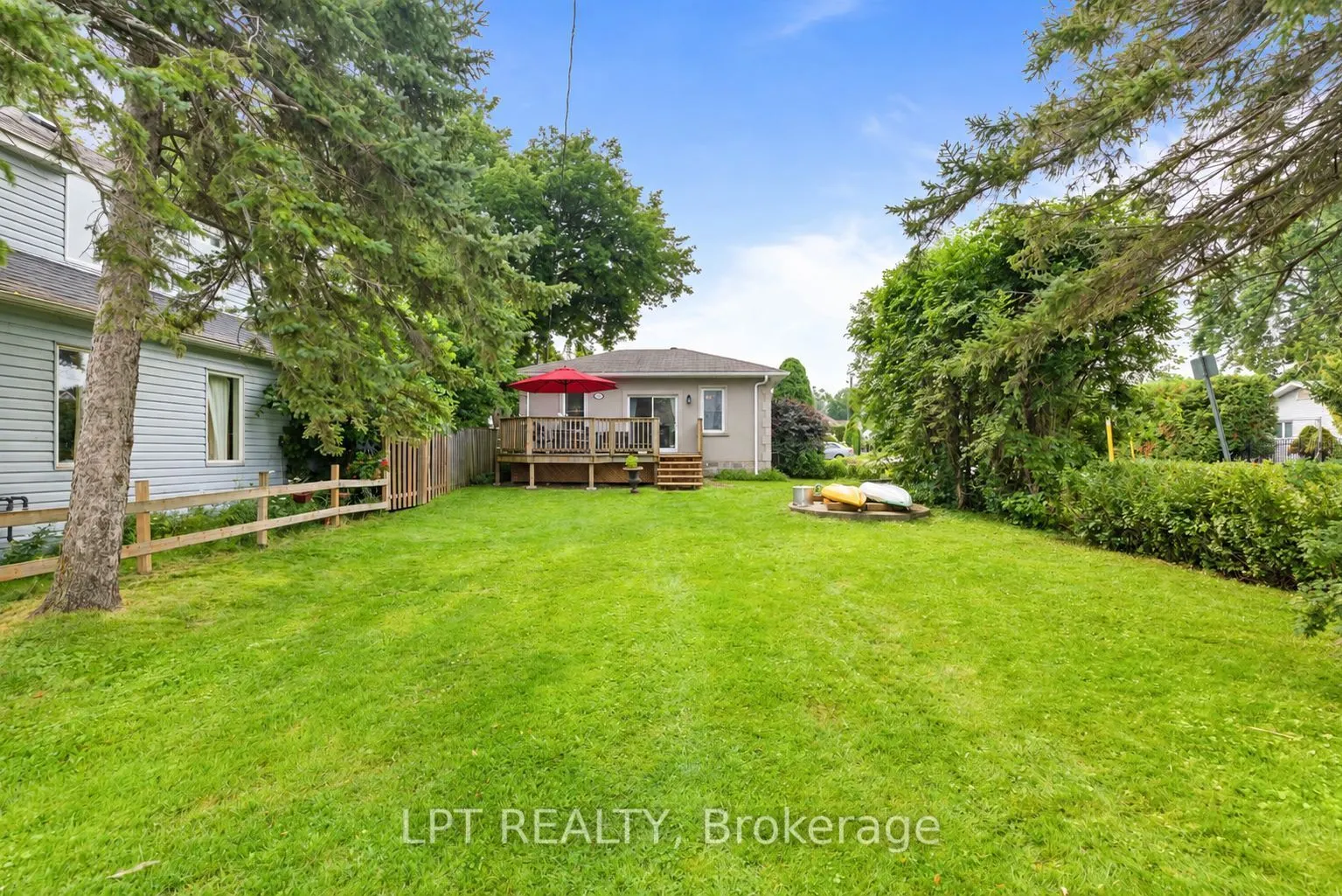 427 Lake Drive E