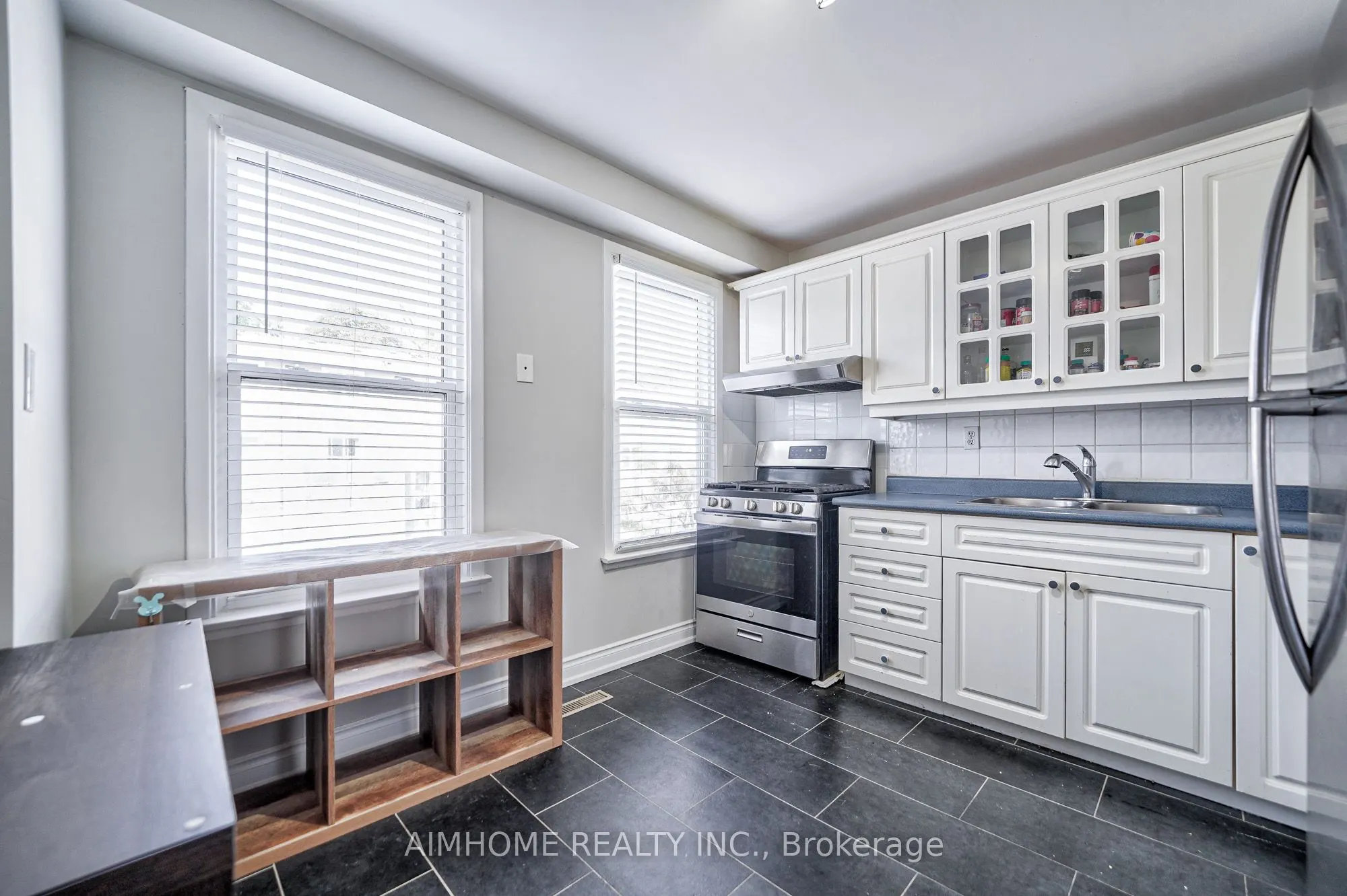 1692 John Street #30