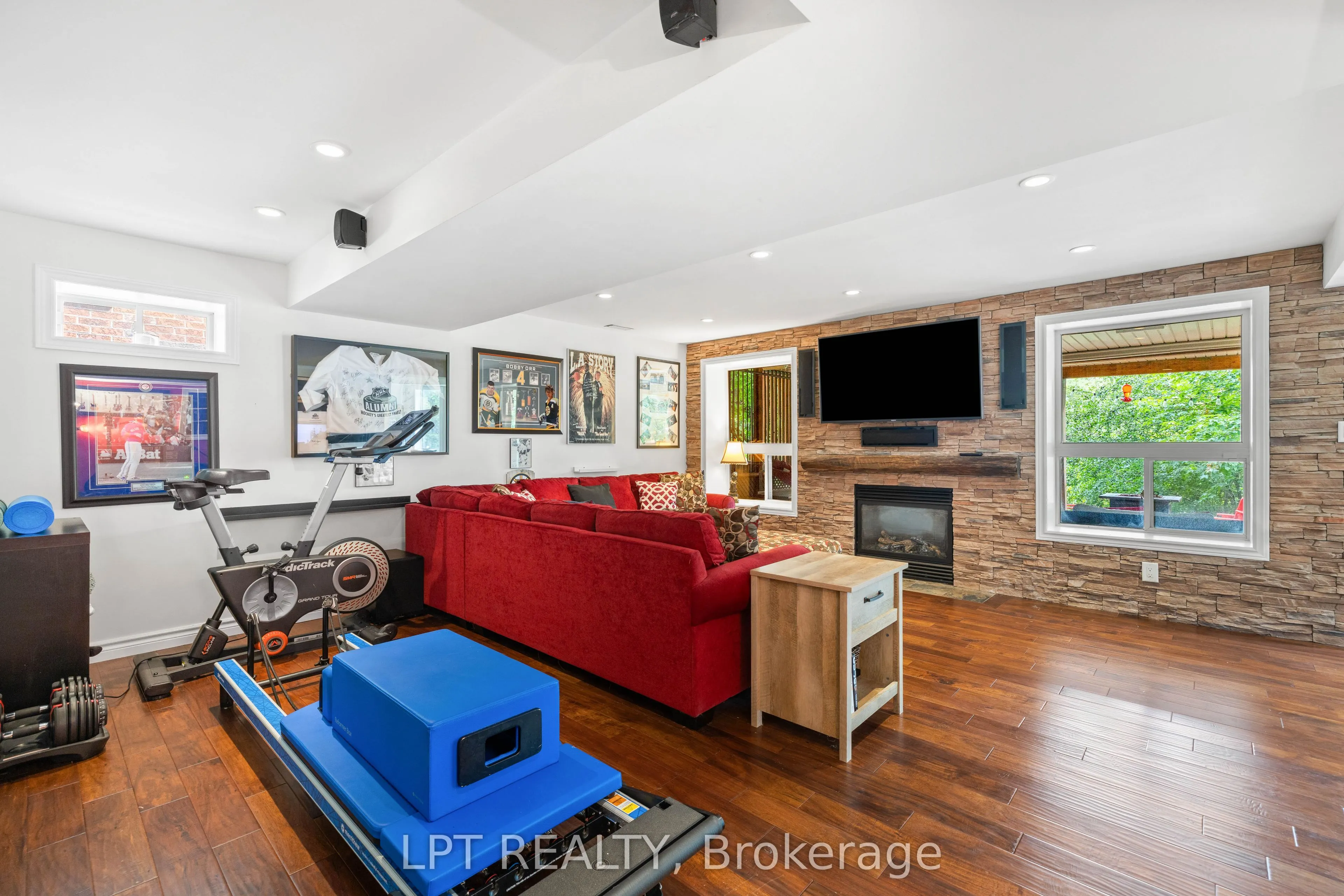370 Silken Laumann Drive