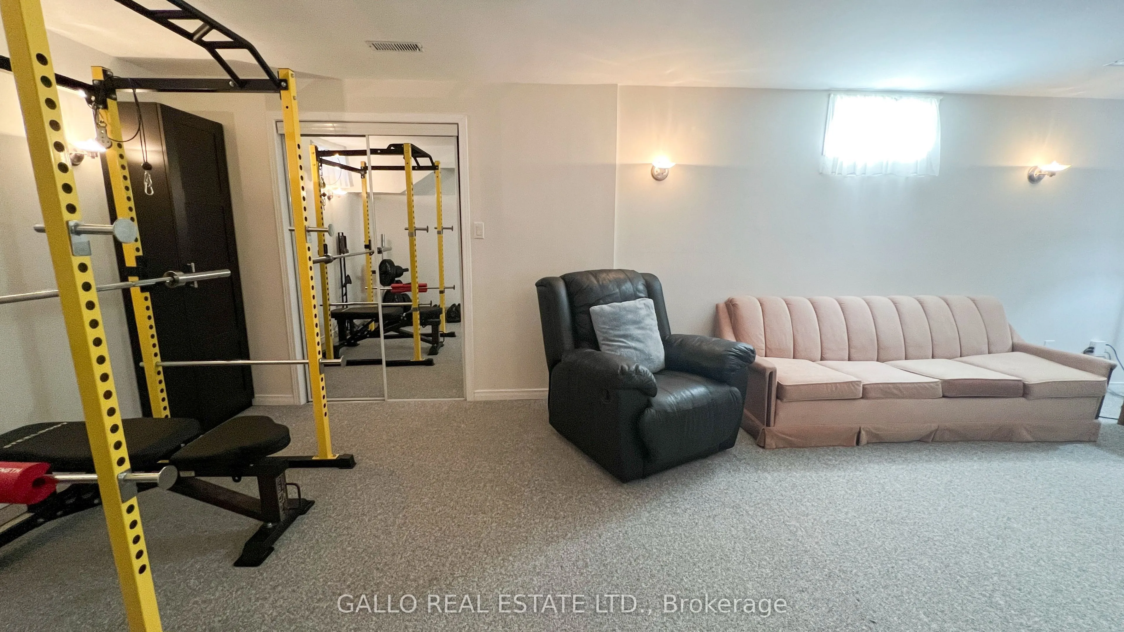 69 Adventure Crescent