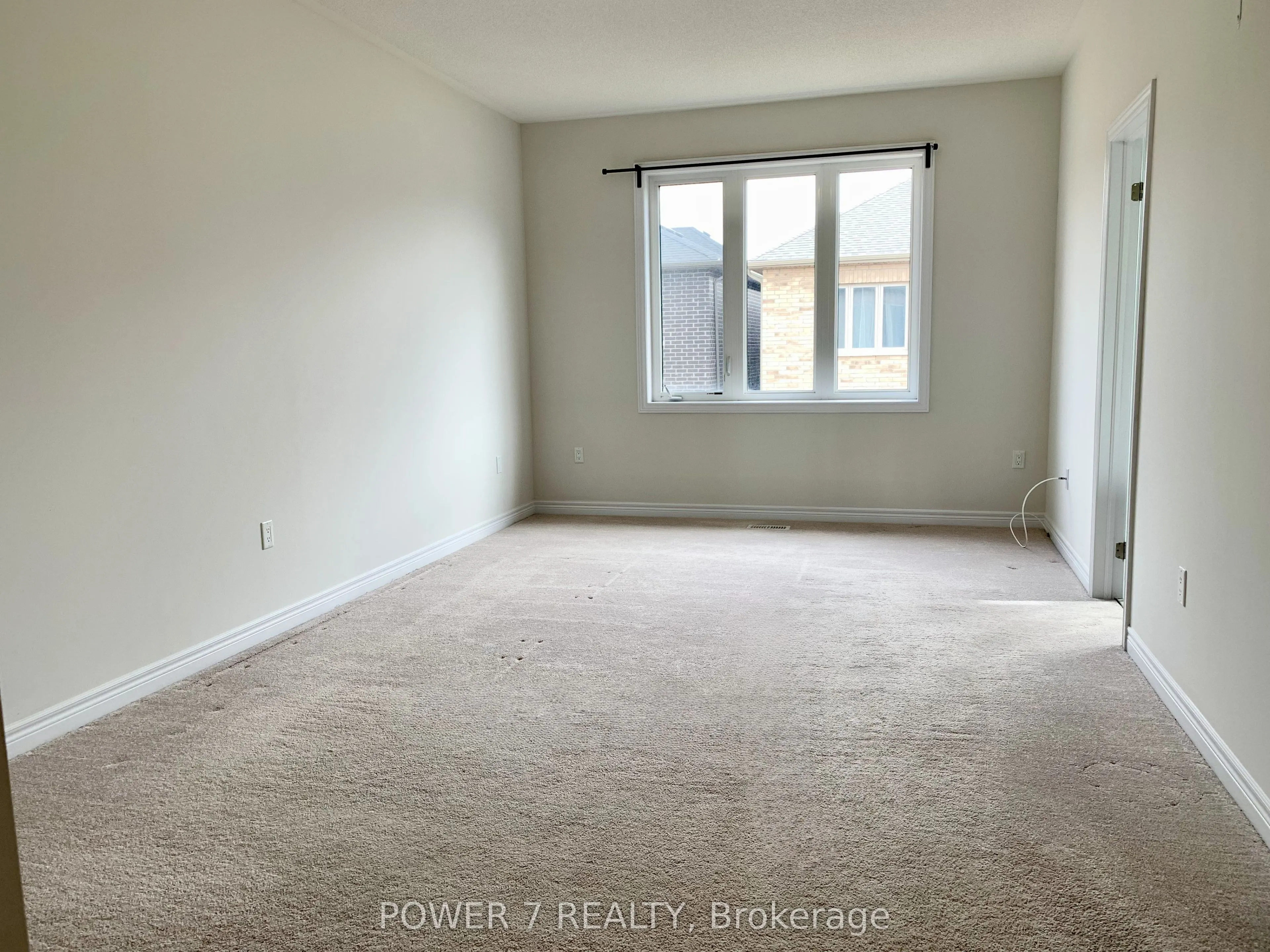 3 Falconridge Terrace