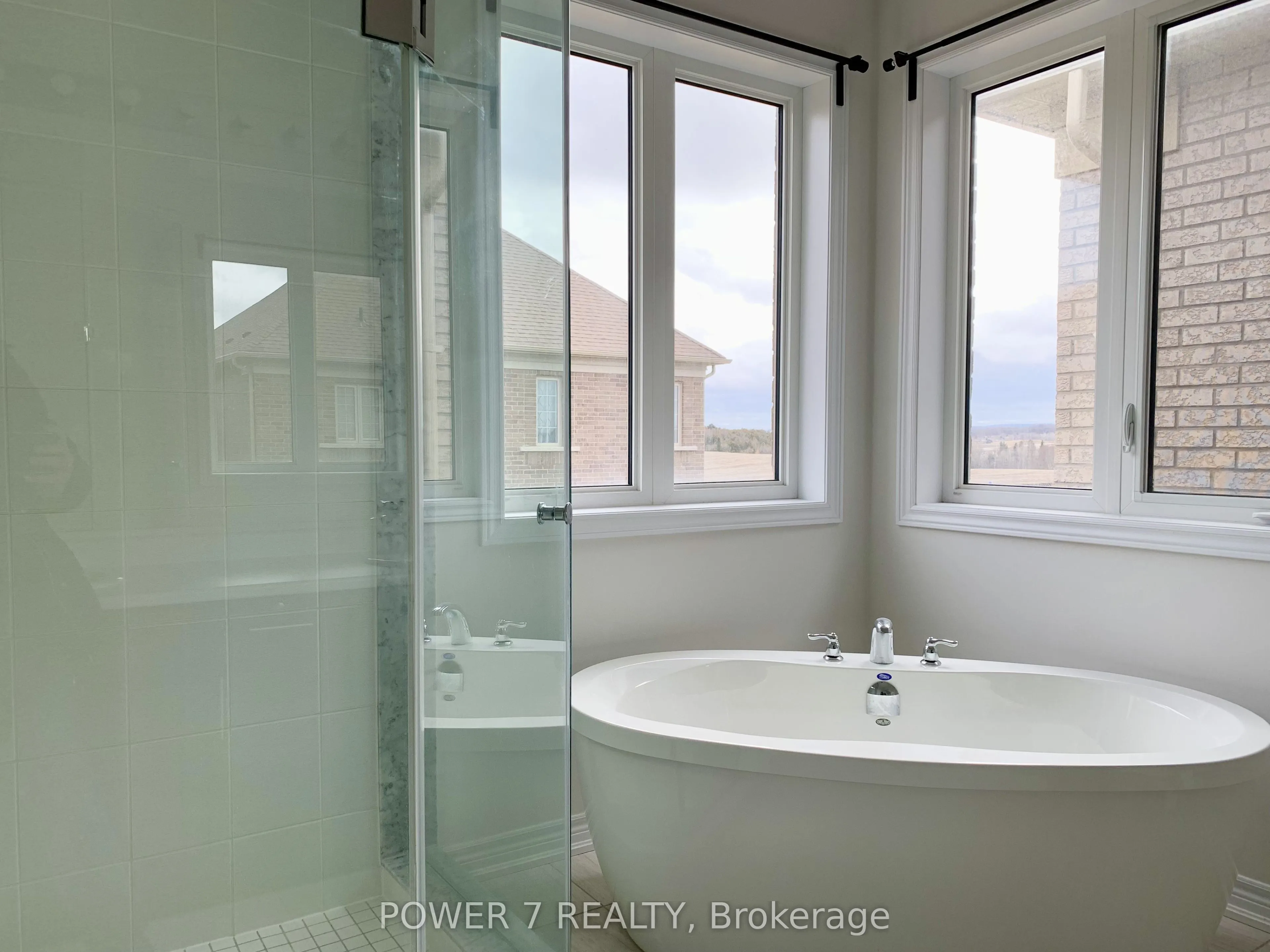 3 Falconridge Terrace