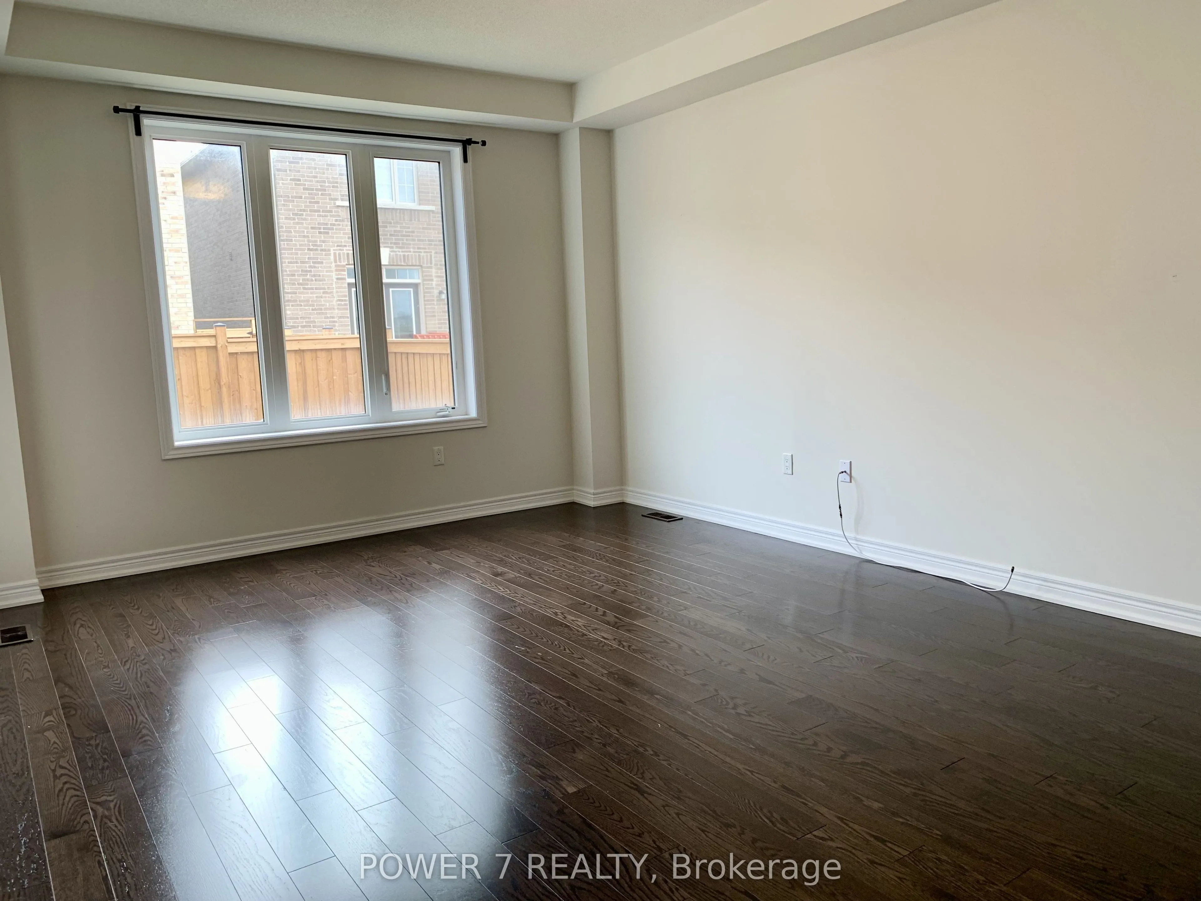 3 Falconridge Terrace