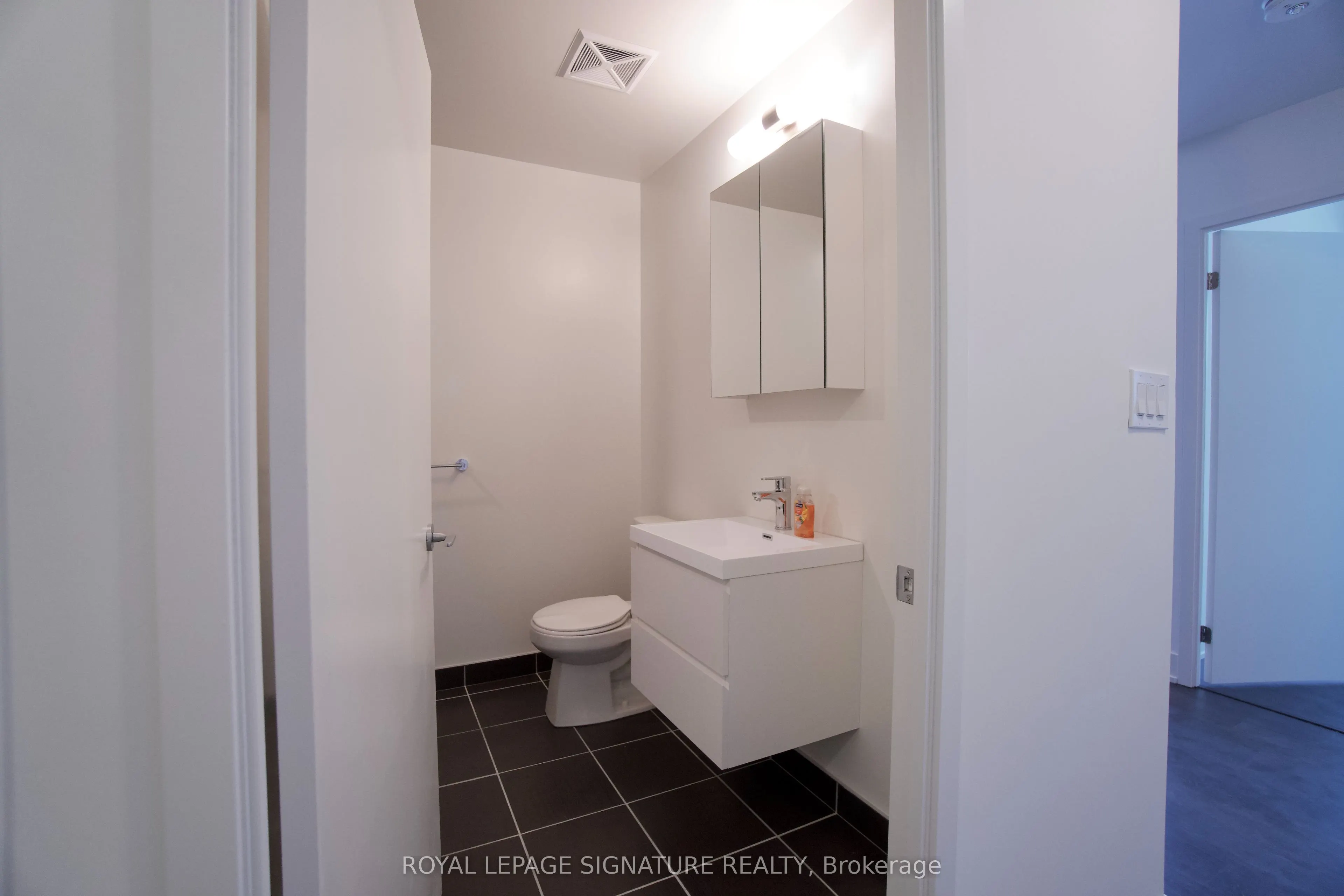 38 Andre De Grasse Street #414