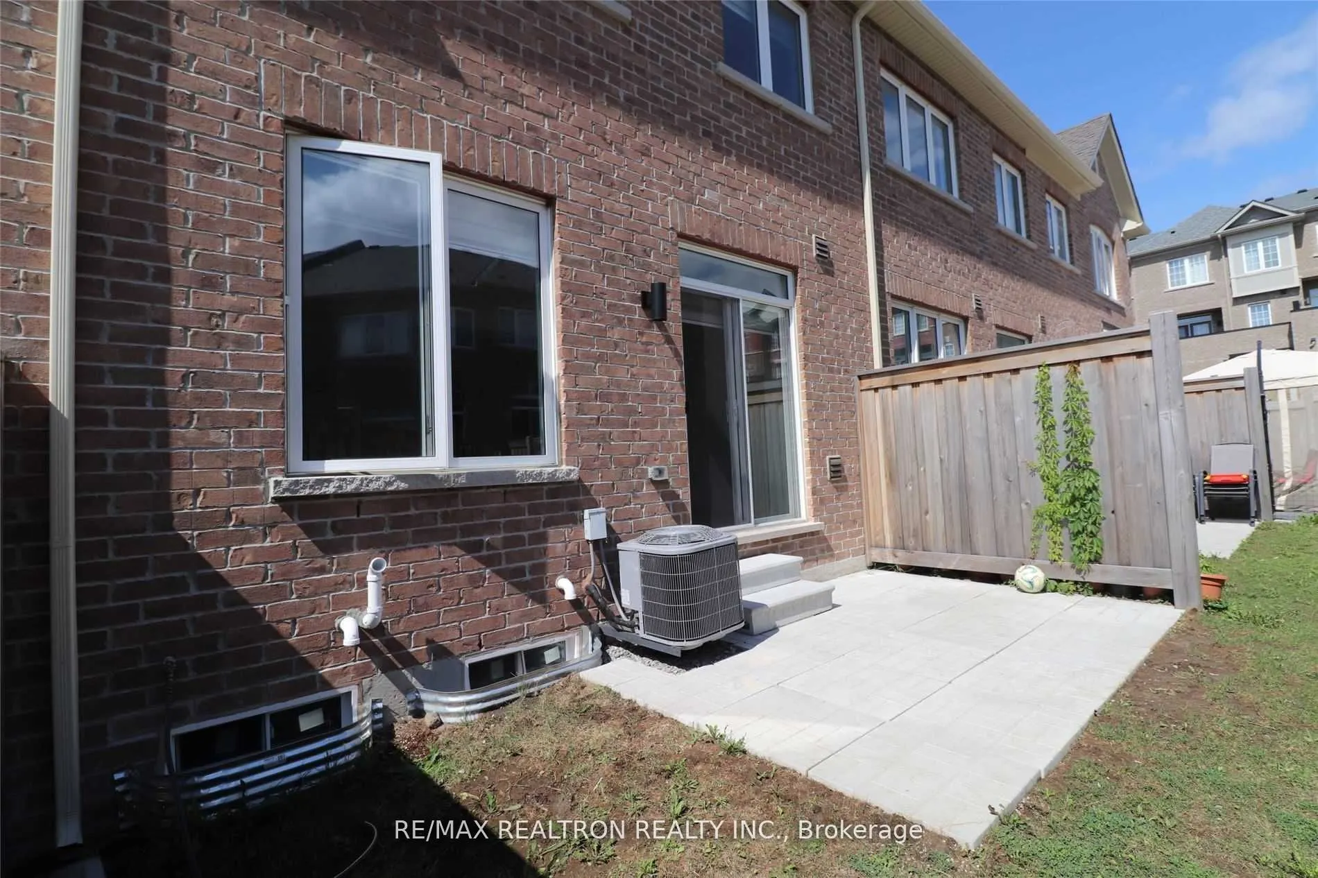 162 Harding Park Street