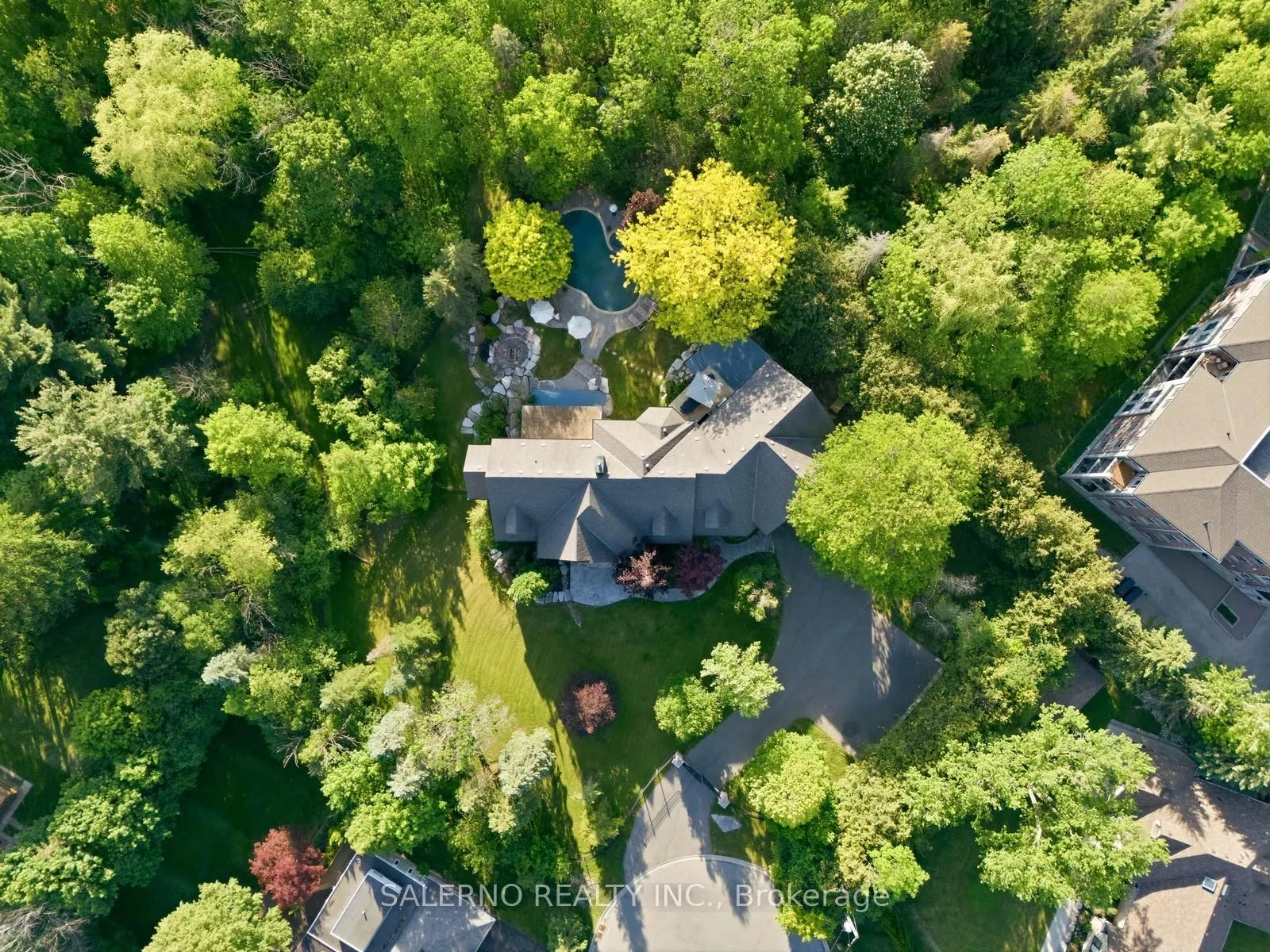 32 Daleview Court