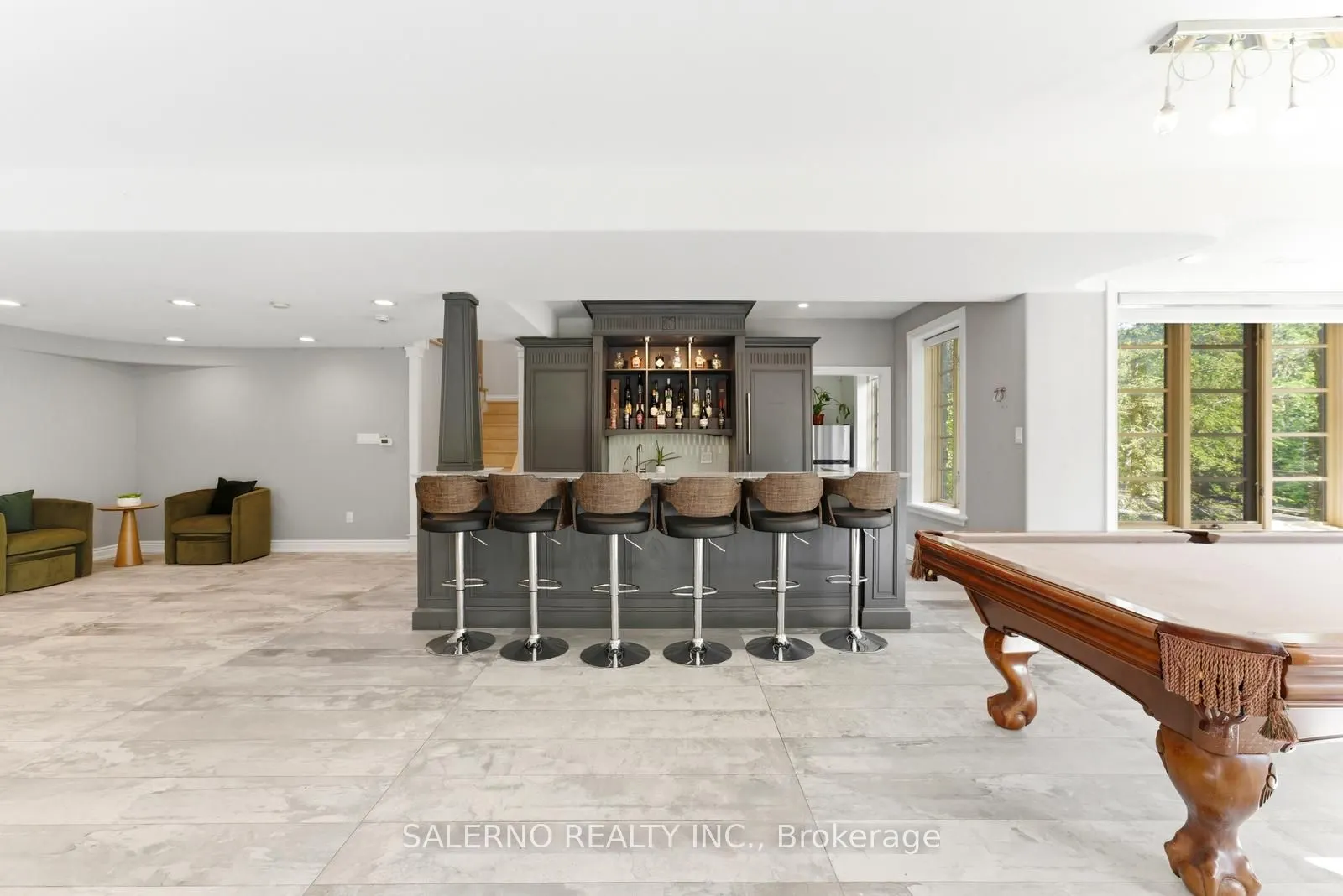 32 Daleview Court