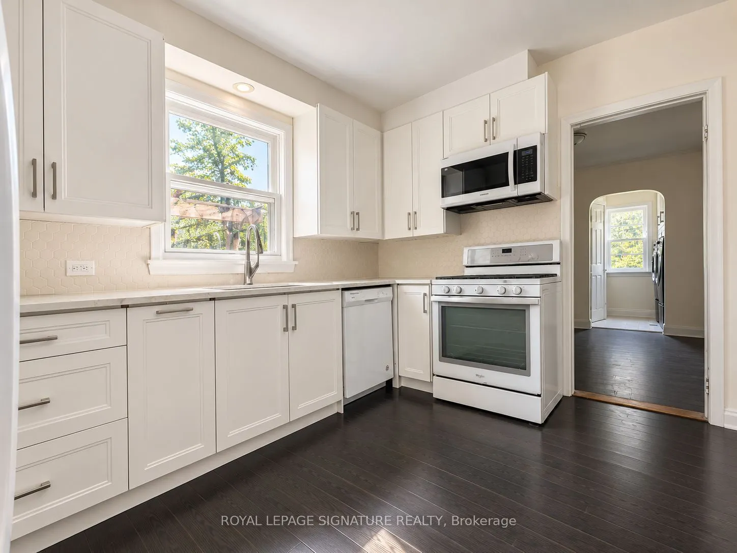 21 Yongeview Avenue #Main Unit