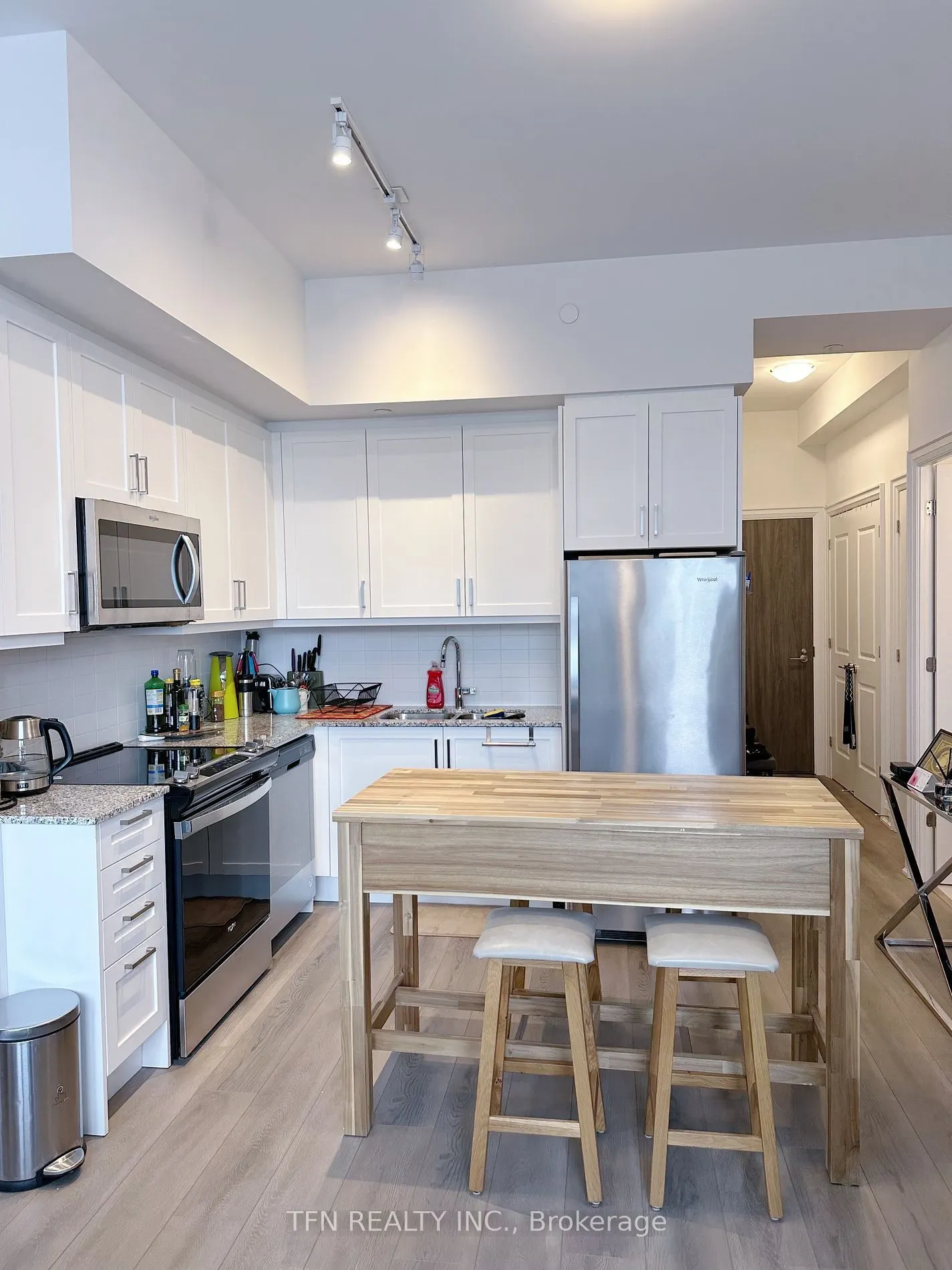 20 Gatineau Drive #207