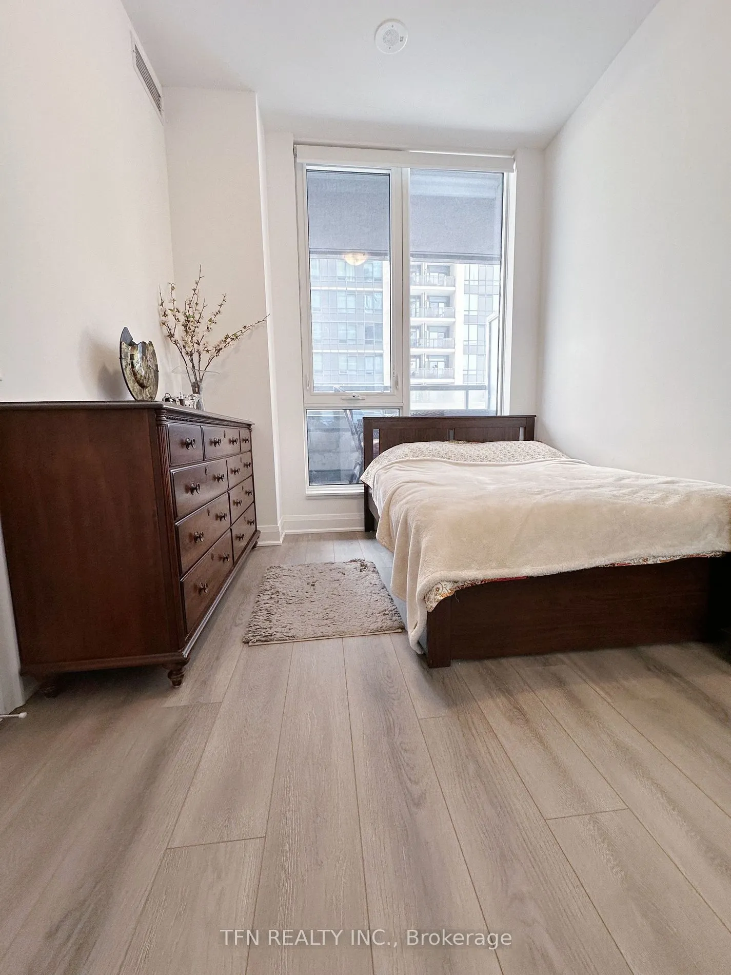 20 Gatineau Drive #207