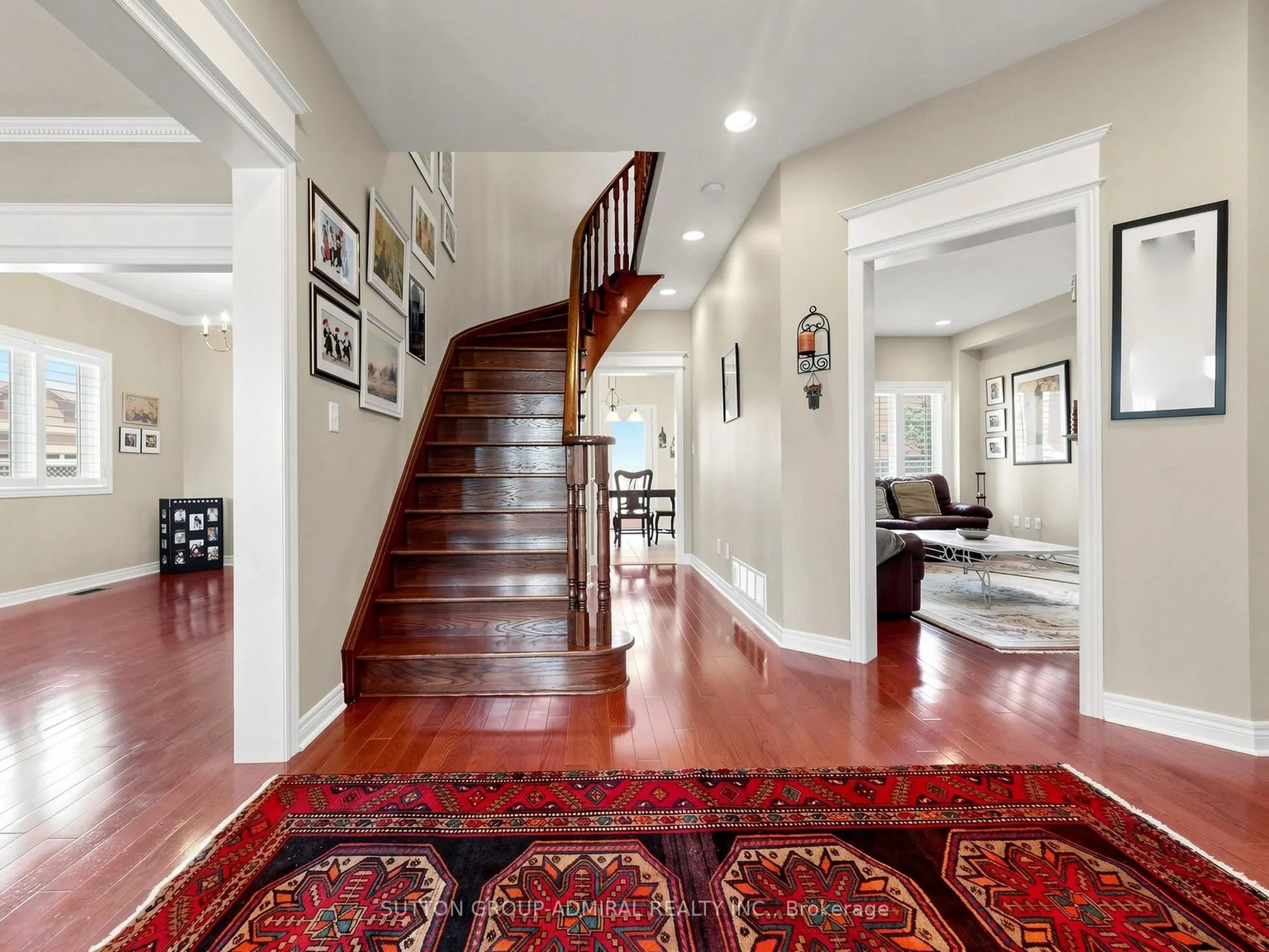 22 Canyon Hill Avenue