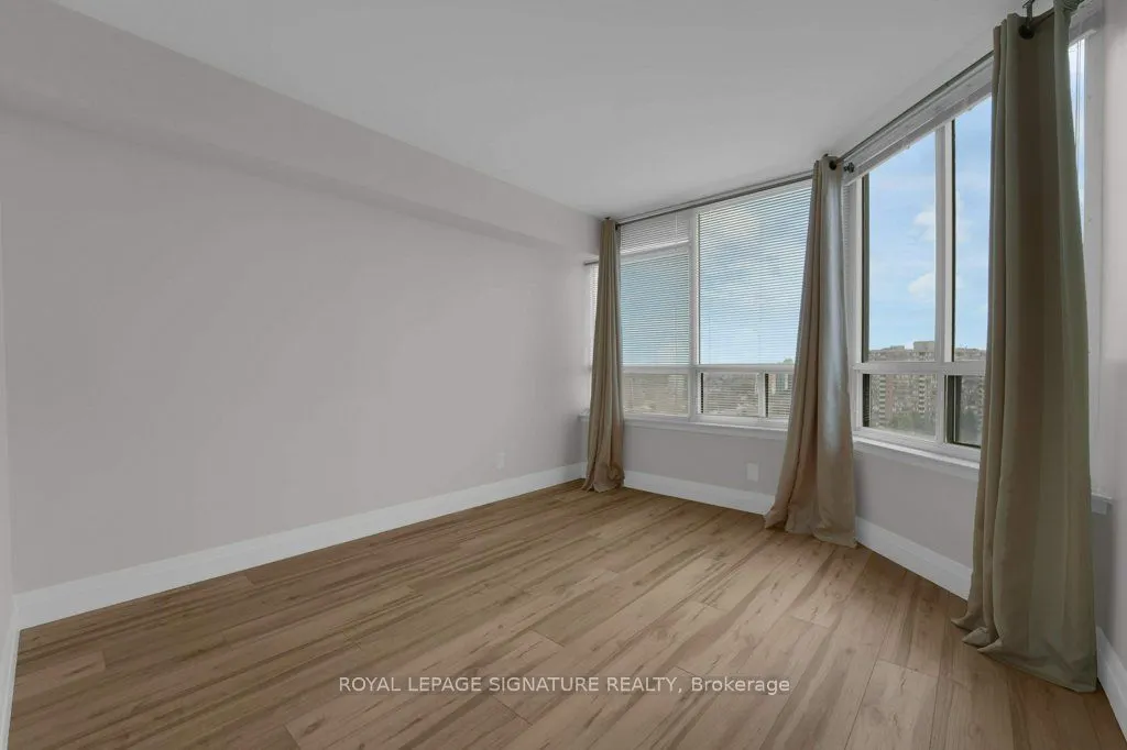 22 Clarissa Drive #1404