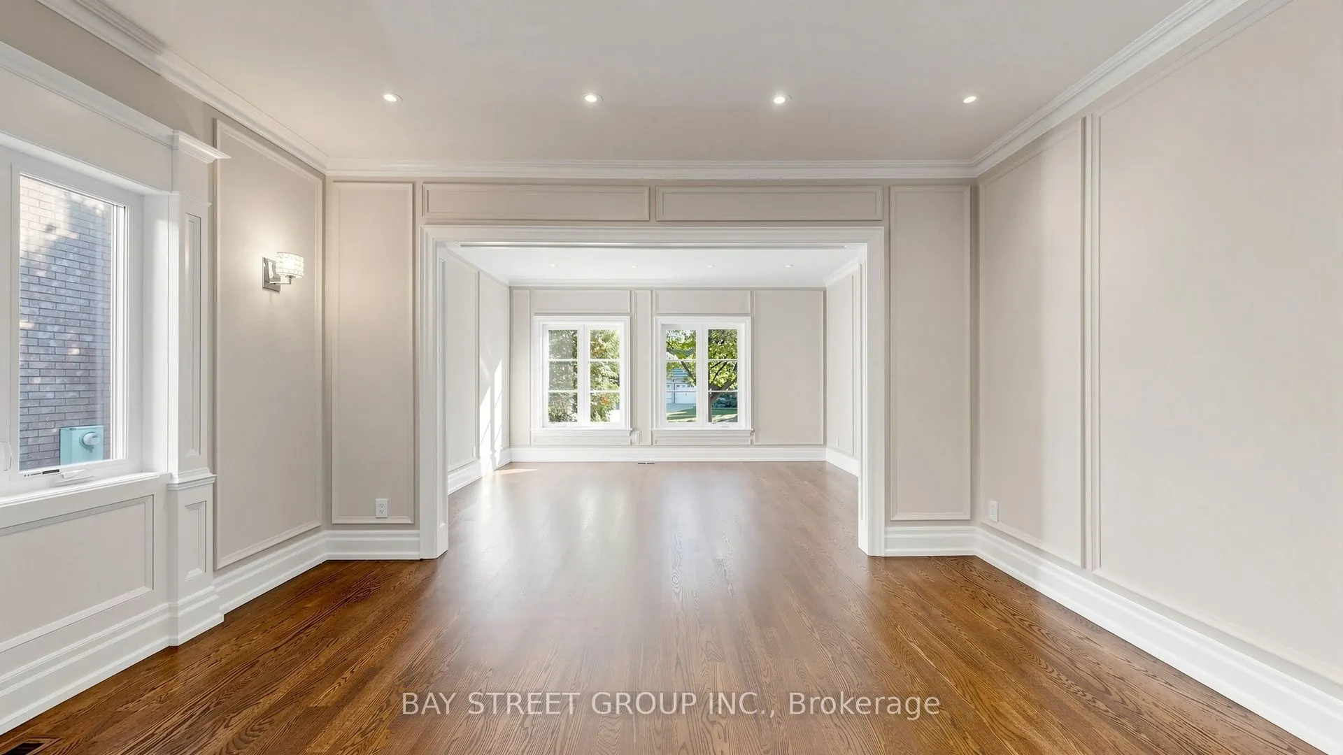 50 Lytton Boulevard
