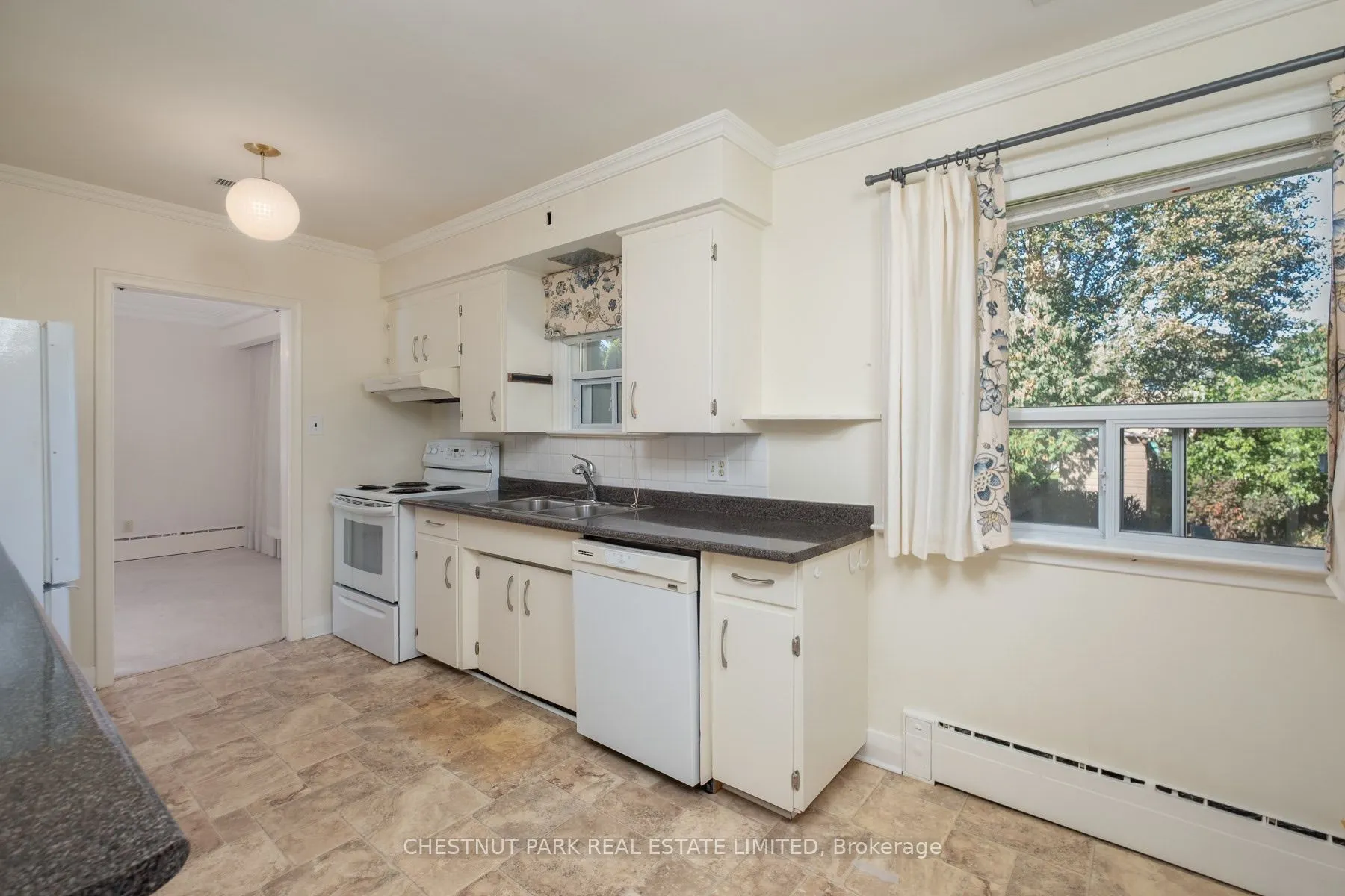 20 Strathroy Crescent