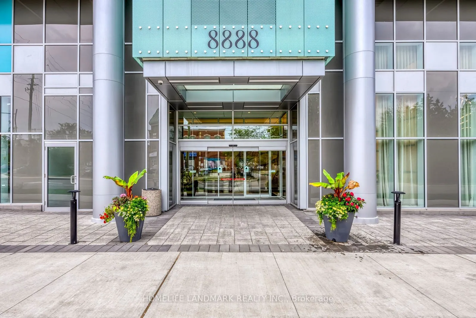 8888 Yonge Street #307