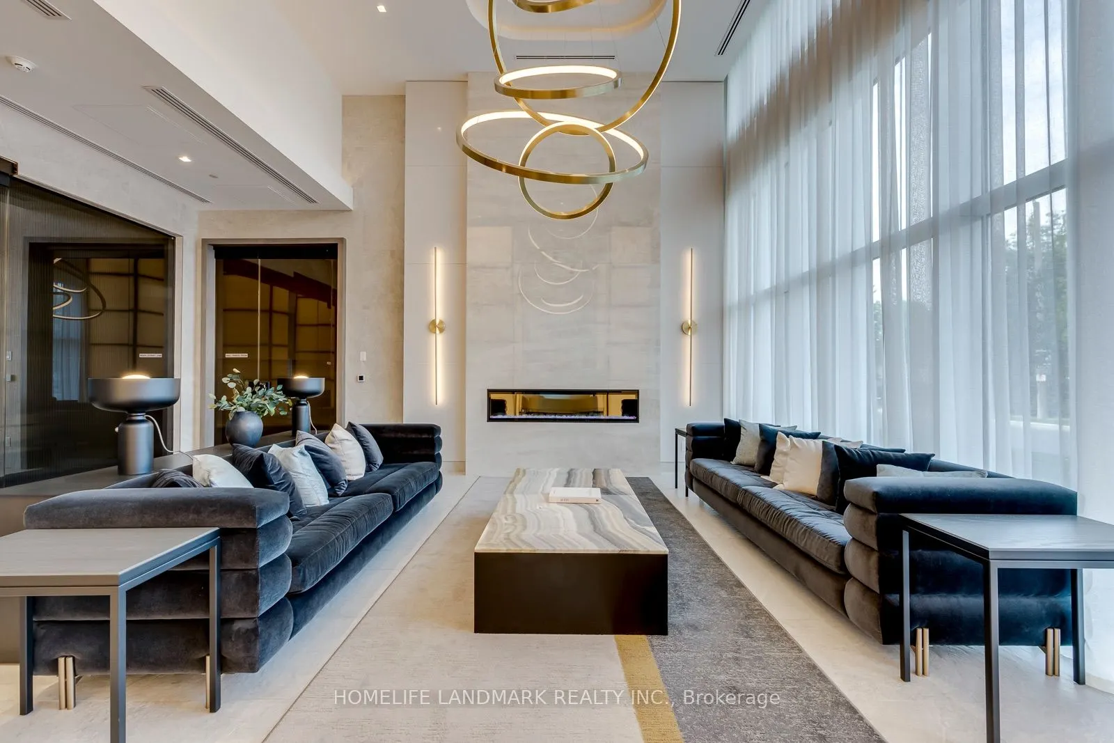 8888 Yonge Street #307