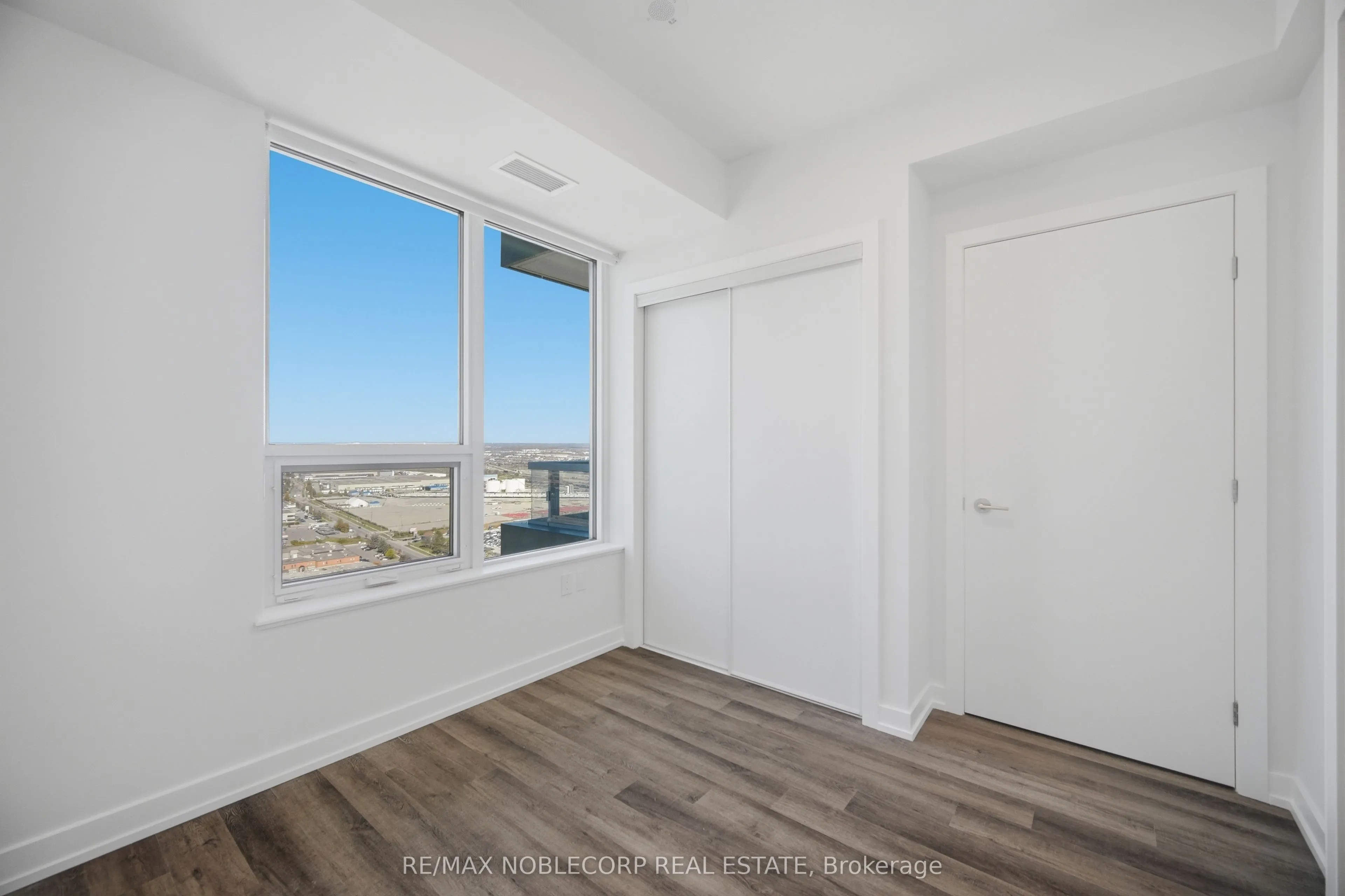 5 Meadowdale Road #2501
