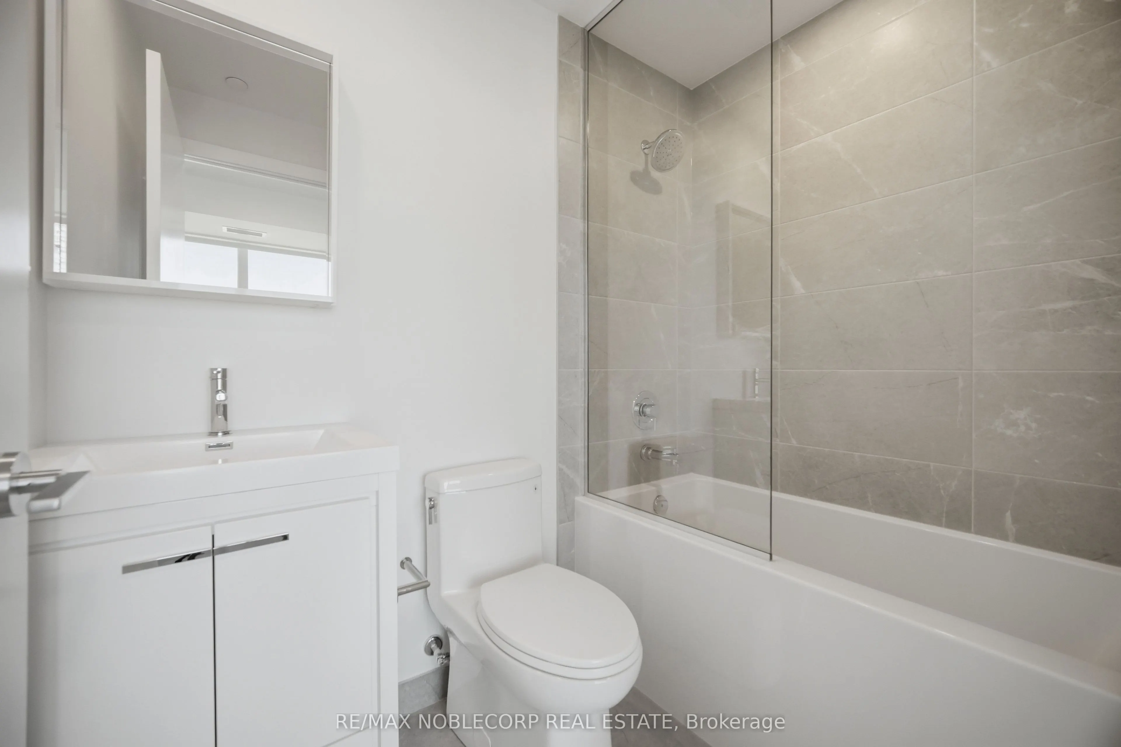 5 Meadowdale Road #2501