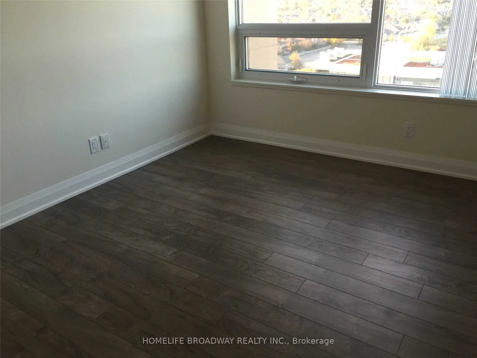 18 Uptown Drive #1702