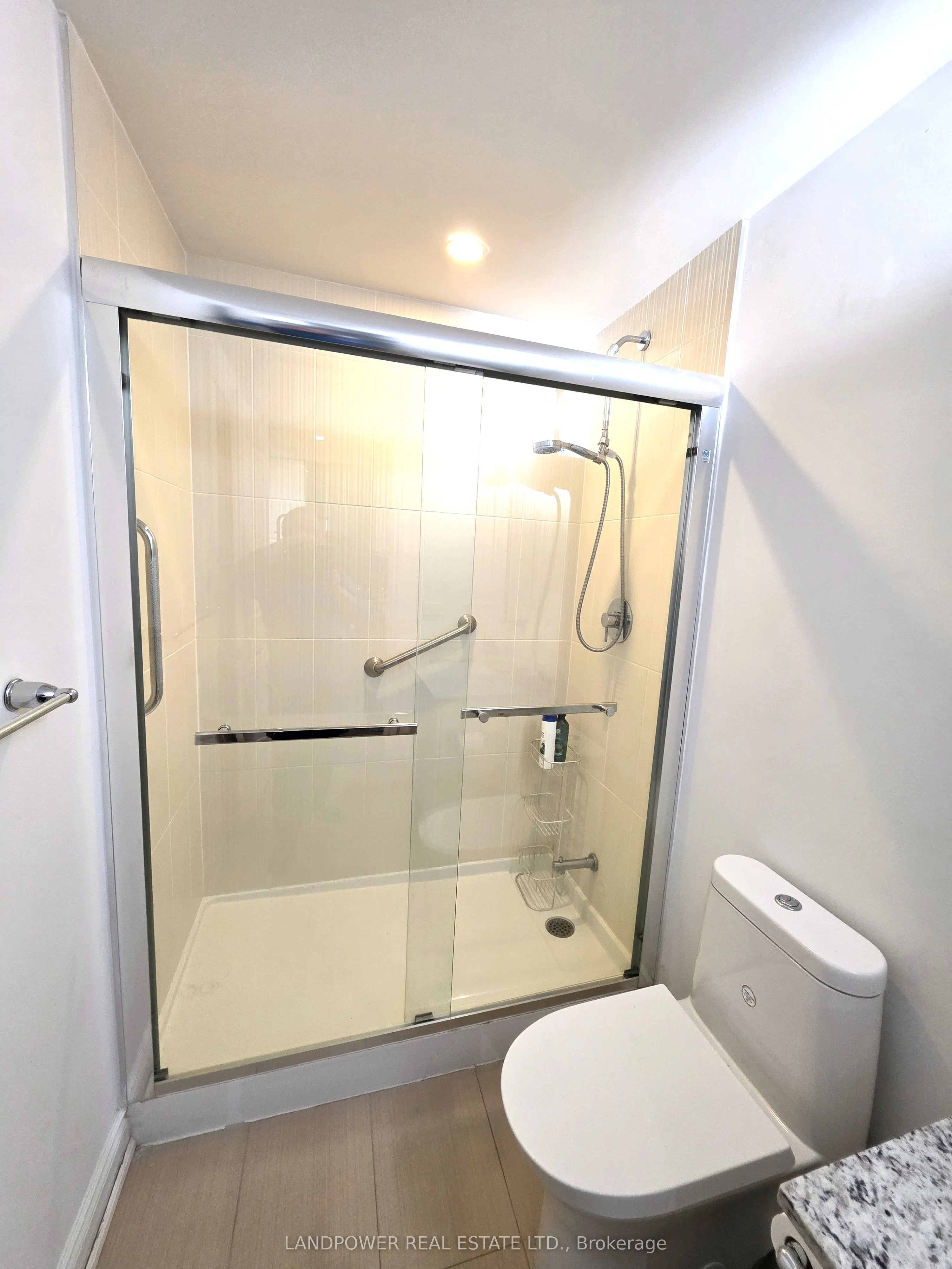 9618 Yonge Street #220