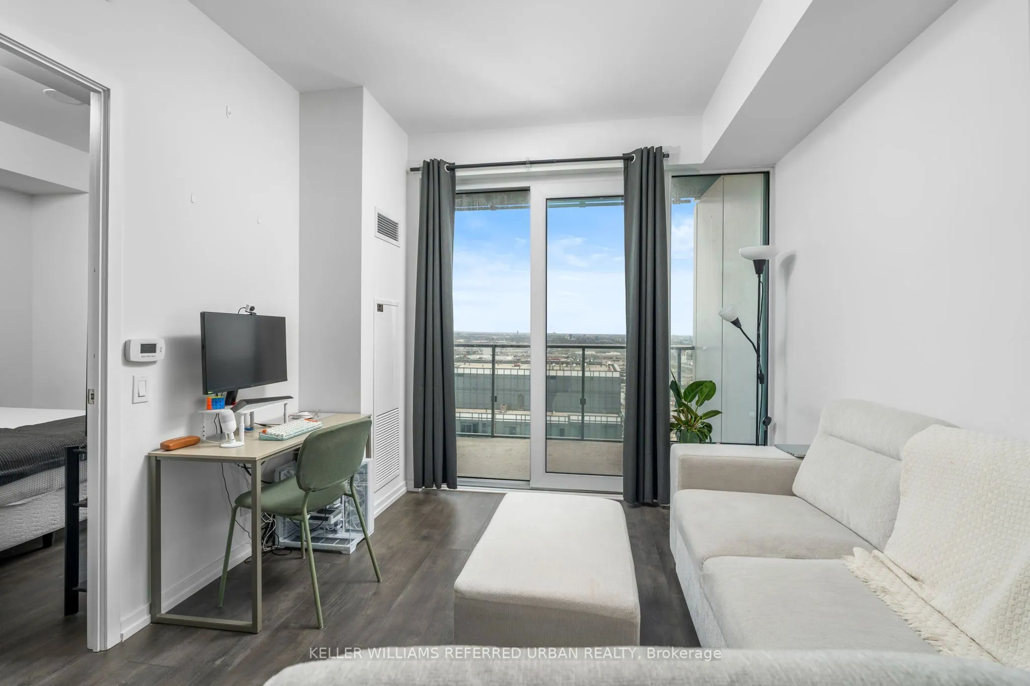 7890 Jane Street #4510