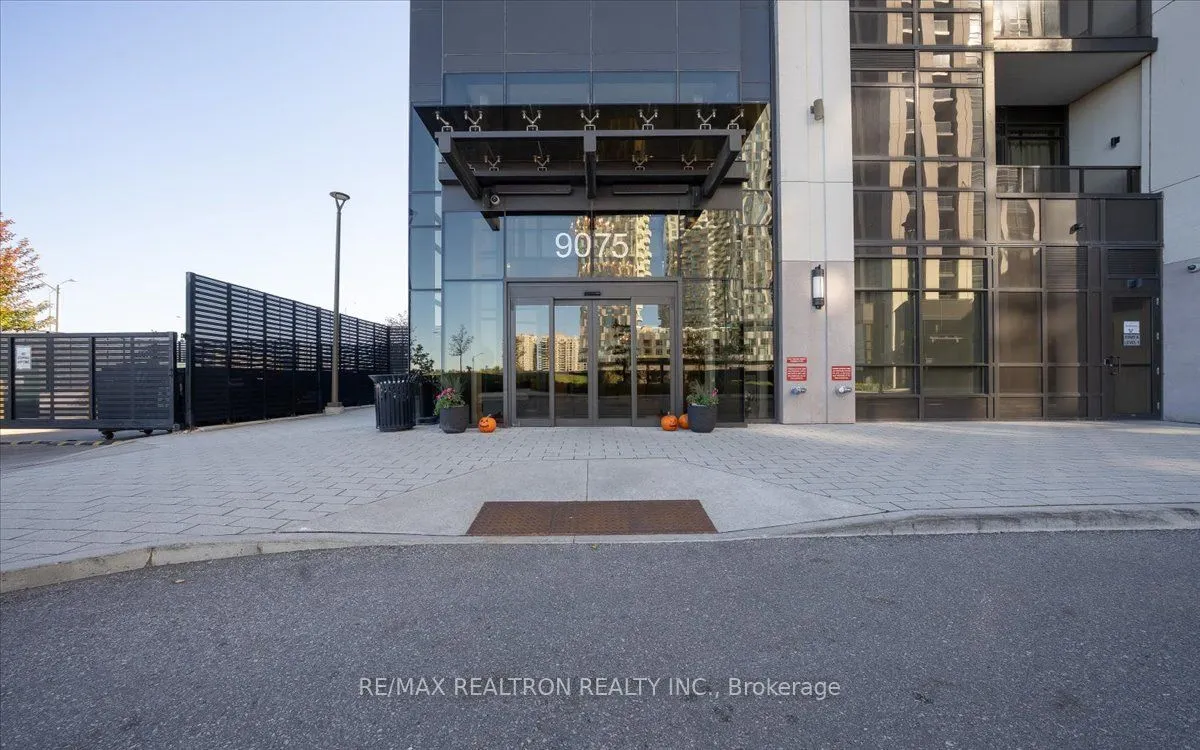 9075 Jane Street #802