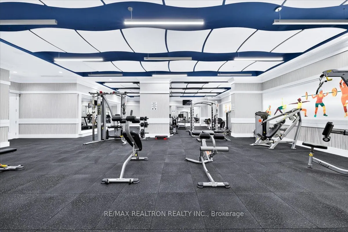 9075 Jane Street #802