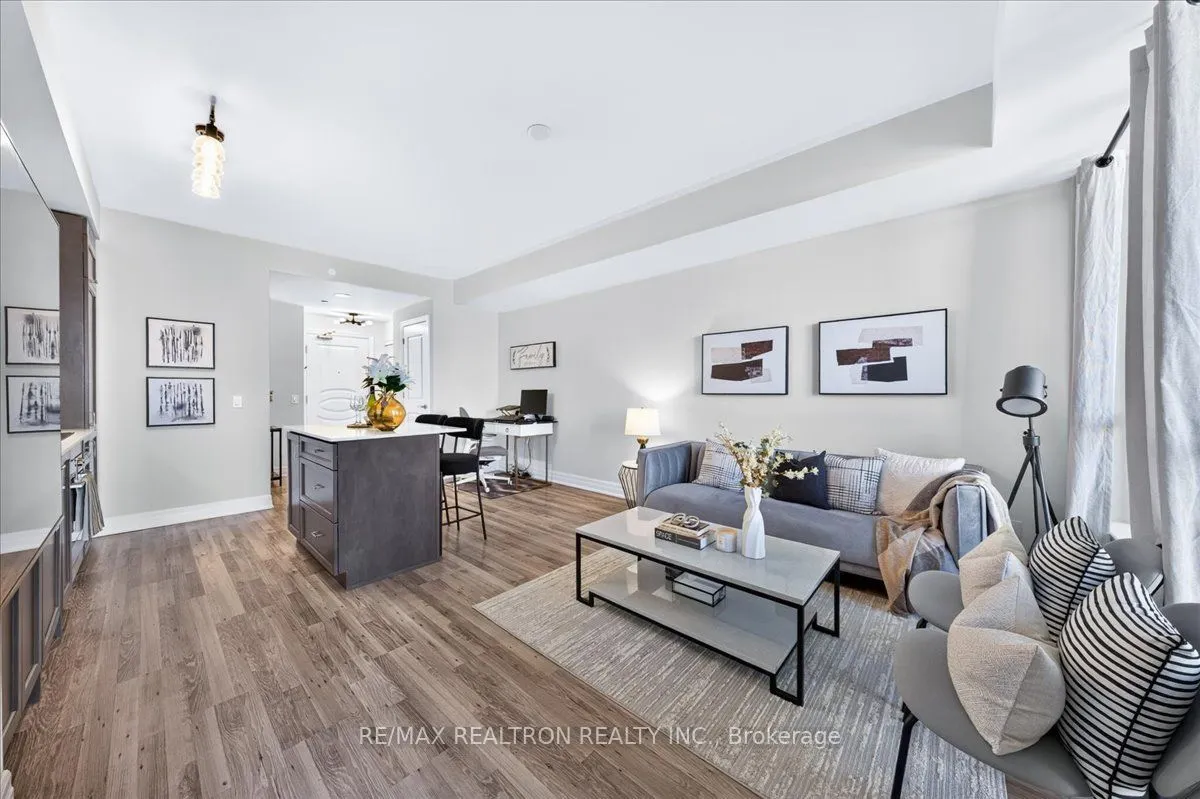 9075 Jane Street #802