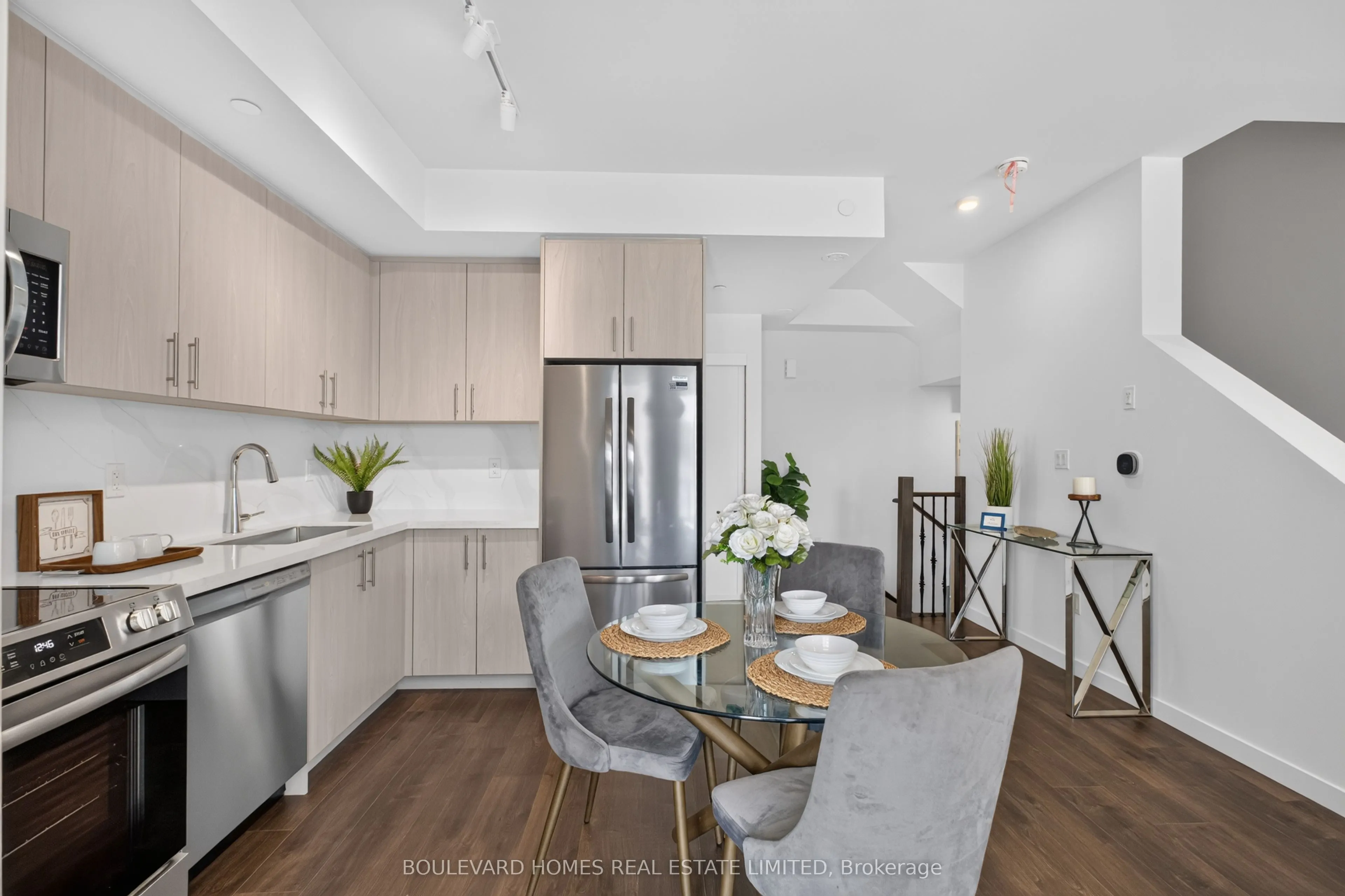 30 Markdale Lane #13