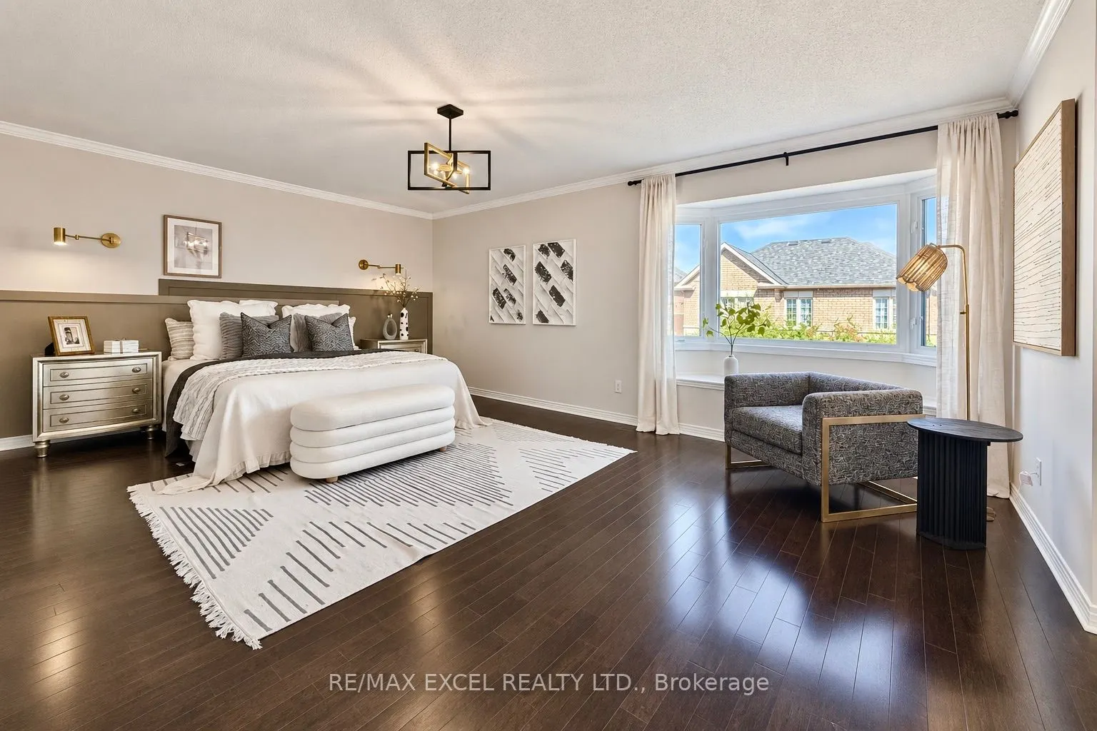35 Stoneheath Crescent