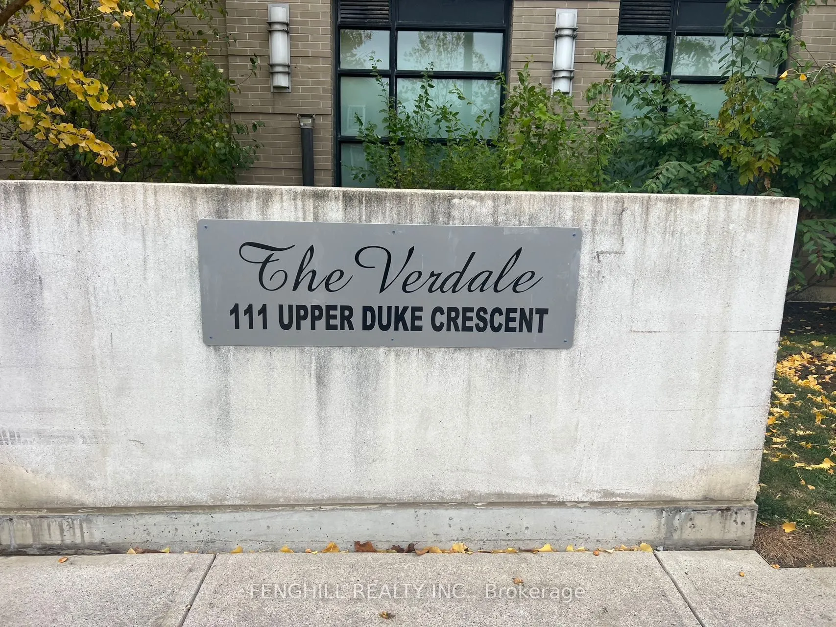 111 Upper Duke Crescent #911